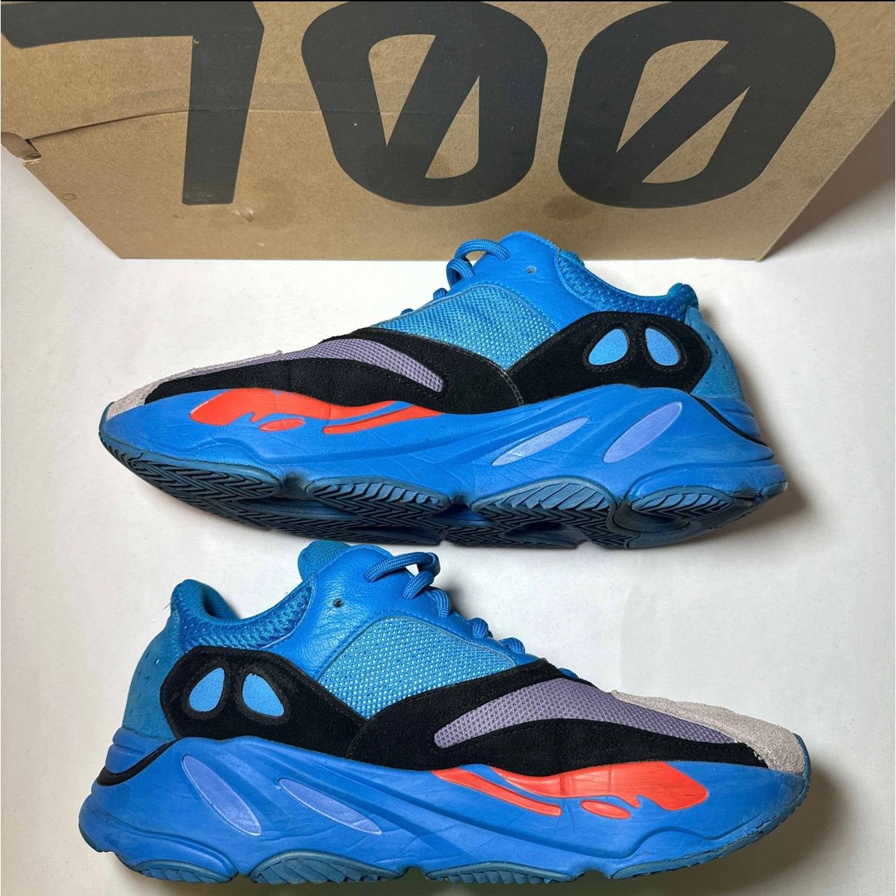 Jordan Brand × Nike Size 11.5 Adidas Yeezy Boost 700 Hi-Res Blue Men's Shoes Size US 11.5 / EU 44-45 - 3 Thumbnail