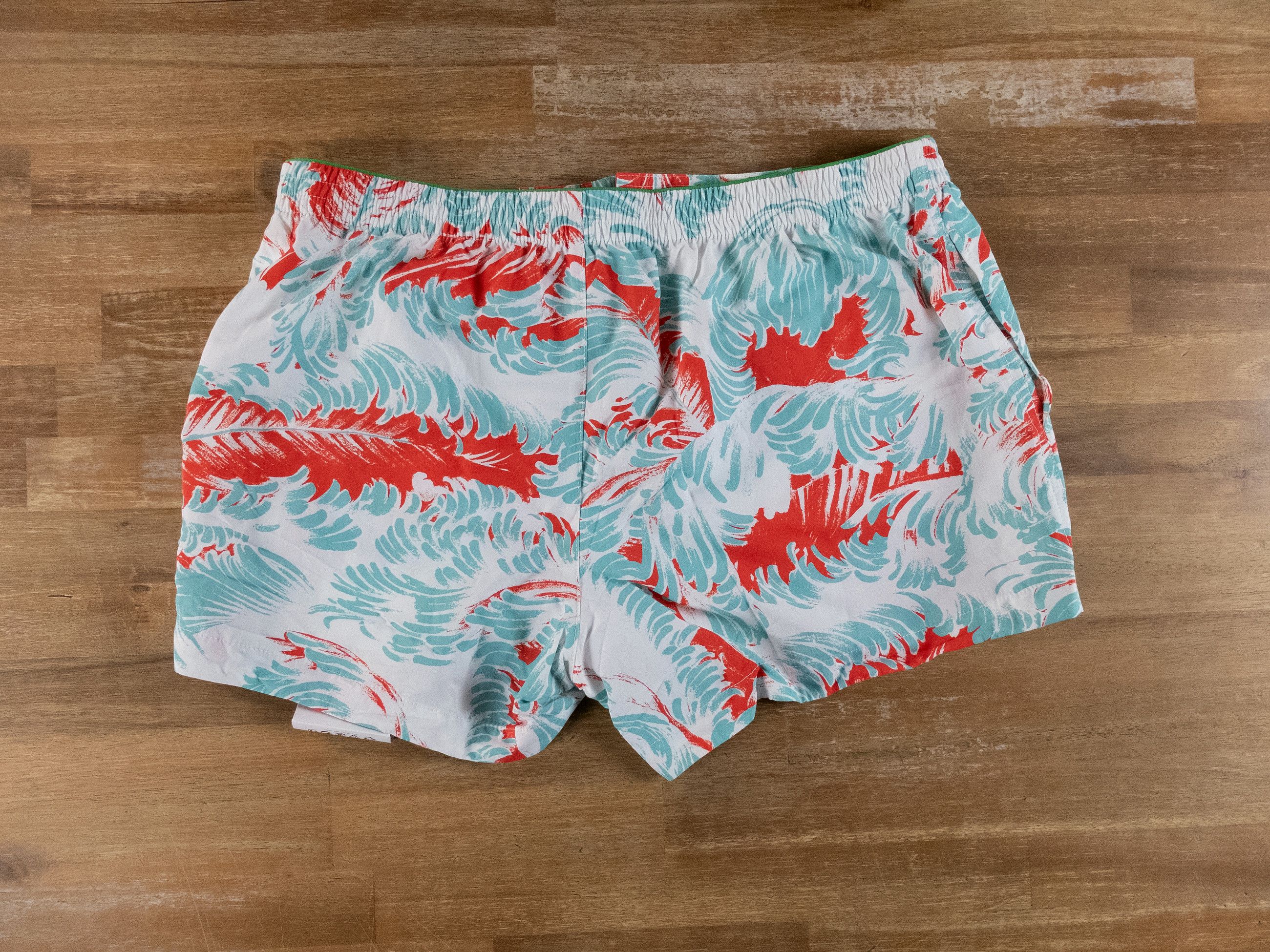 Bottega Veneta BOTTEGA VENETA white feather print nylon swim shorts Medium Size US 32 / EU 48 - 9 Thumbnail