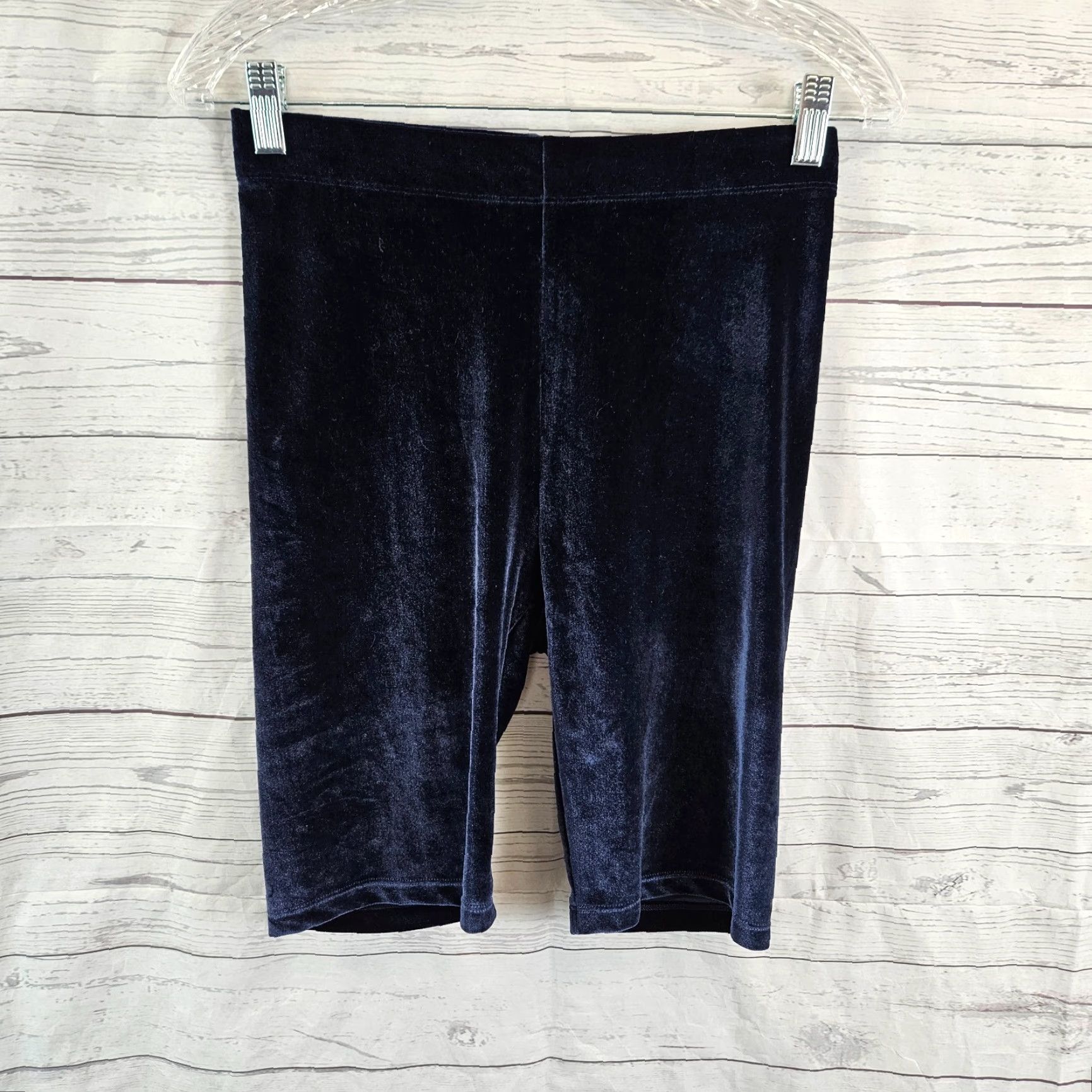 Fabletics Fabletics Womens Velour Bike Shorts Sz M Deep Navy Blue Velour Bike Short M Women Size 32" / US 10 / IT 46 - 2 Thumbnail