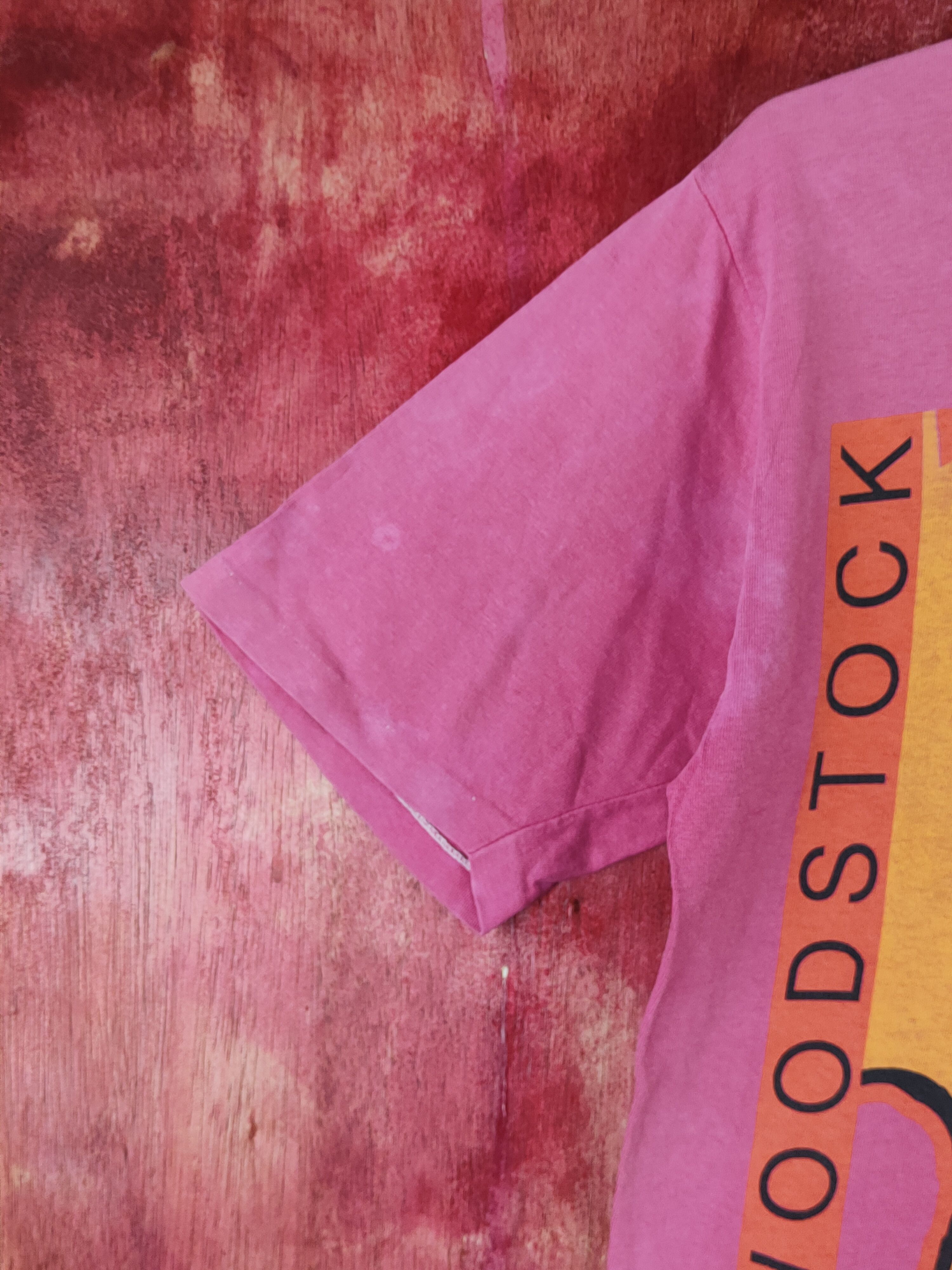 Band Tees 1965 Woodstock pink faded vintage tee #S2301 Size US M / EU 48-50 / 2 - 6 Thumbnail