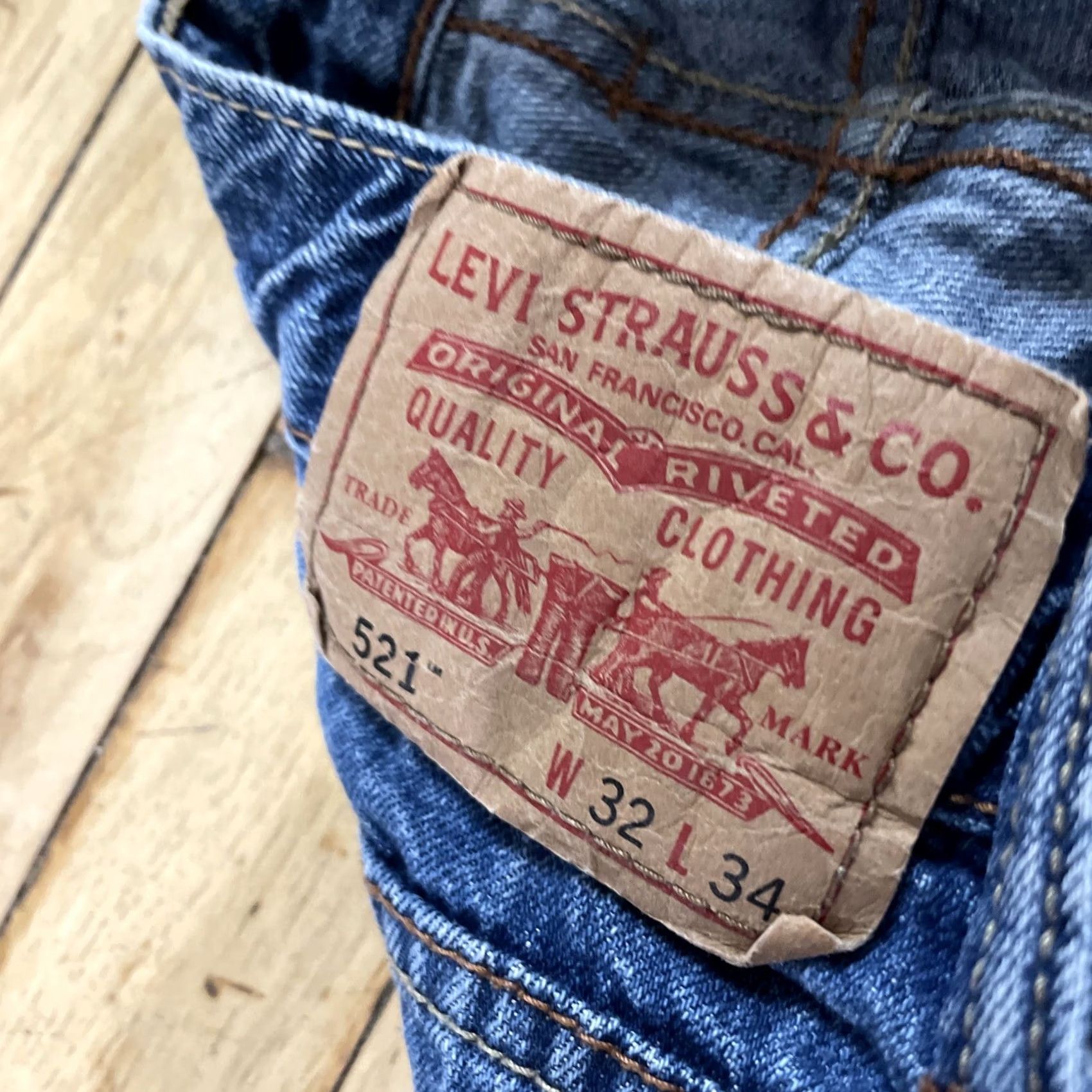 Levi's VINTAGE Levi's Jeans Mens 32x30 521 Slim Taper Blue Work Wear Grunge Denim 32 Mens Jeans Size US 32 / EU 48 - 7 Thumbnail