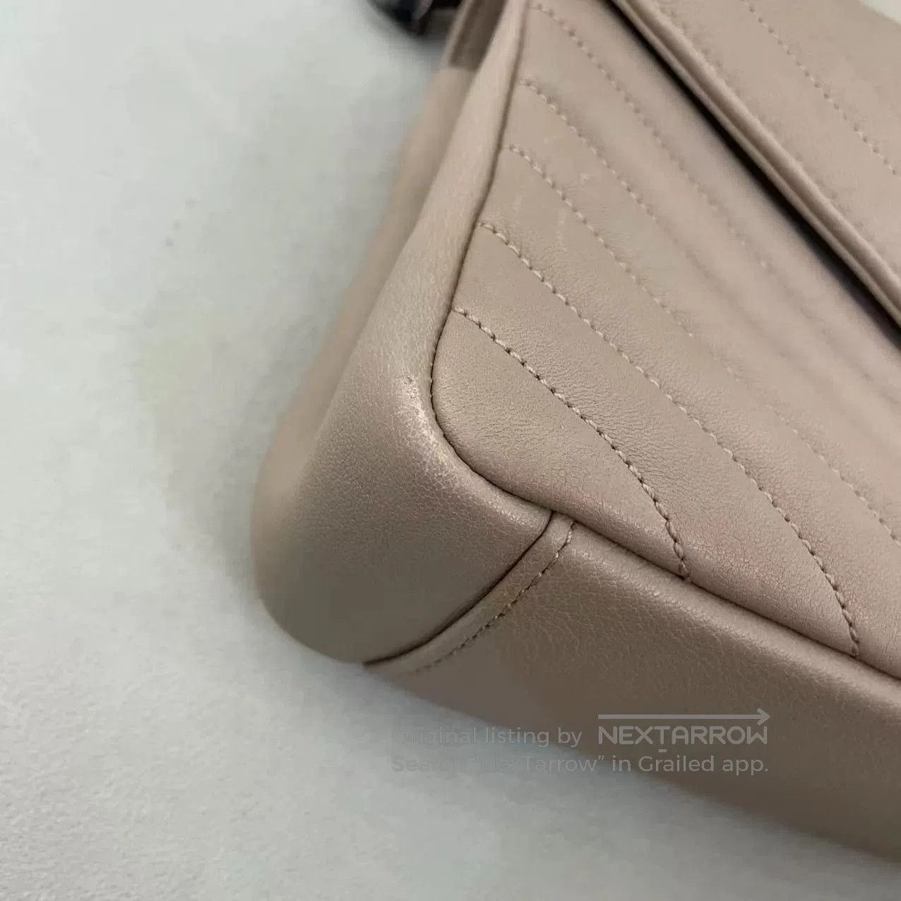Yves Saint Laurent YSL V. Size ONE SIZE - 5 Thumbnail