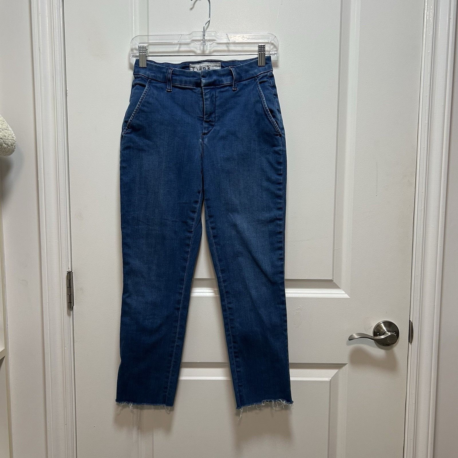 Frank & Eileen Frank & Eileen Wicklow Performance Cropped Blue Denim Jeans Size 25" / US 0 / IT 36 - 1 Thumbnail
