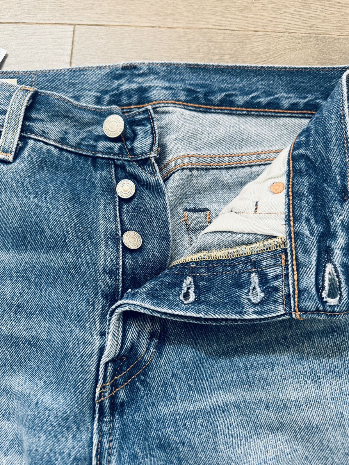 Levi's × Levi's Made & Crafted × Levi's Vintage Clothing Levi's Premium 501 ‘93 STRAIGHT FIT MEN'S JEANS 30 x 29 Size US 30 / EU 46 - 4 Thumbnail