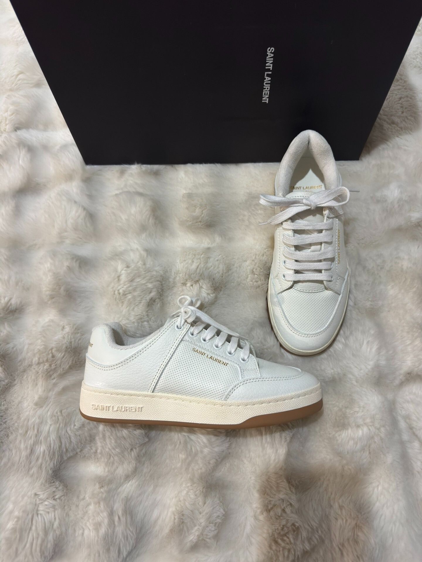 Yves Saint Laurent Saint Laurent SL61 Women's White Sneakers Size US 6.5 / IT 36.5 - 1 Thumbnail