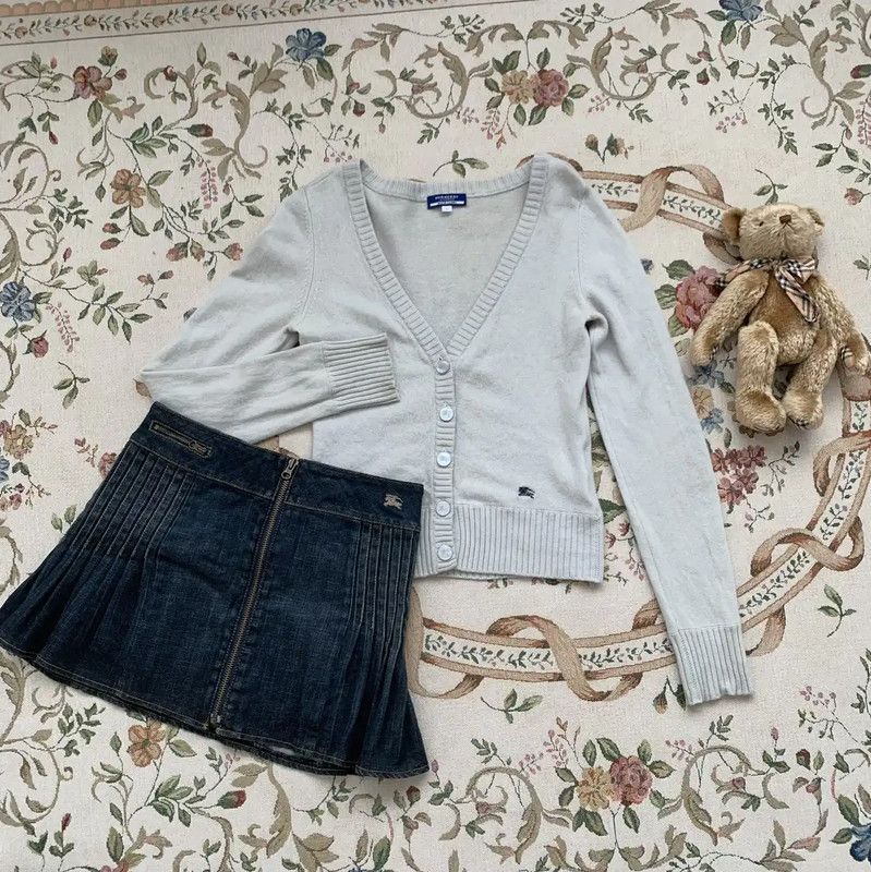 Burberry Burberry Light Blue Wool Cardigan for Women Size M / US 6-8 / IT 42-44 - 1 Thumbnail