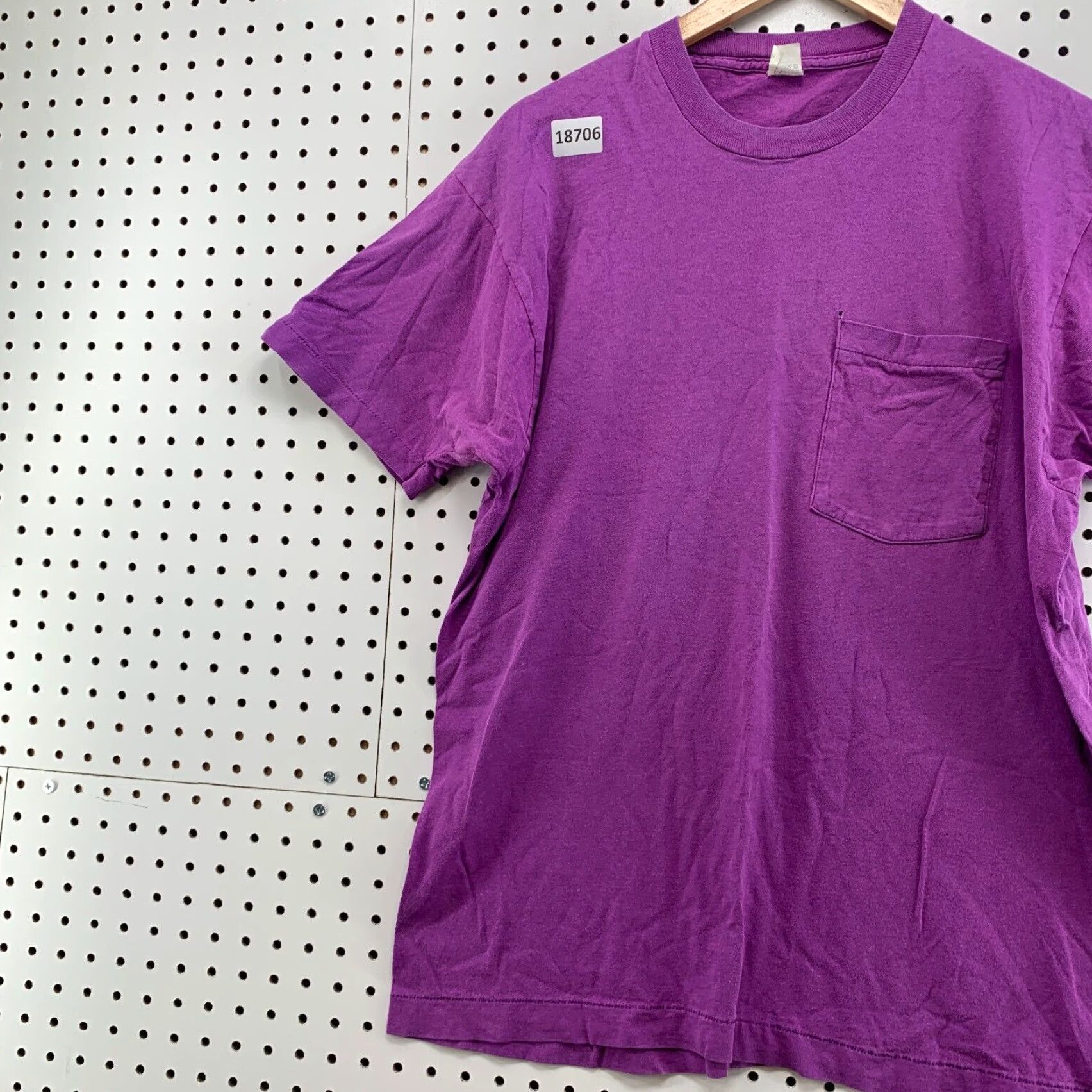 Fruit Of The Loom VINTAGE Fruit of the Loom Pocket Shirt Unisex Adults T-Shirt Large Purple 21x28 80s 90s Short Sleeve Mens Womens Size US L / EU 52-54 / 3 - 3 Thumbnail