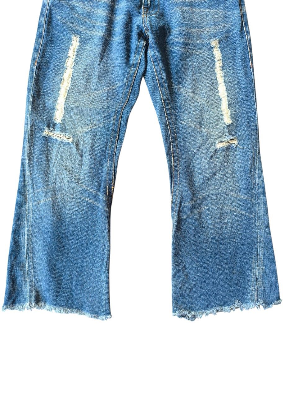 True Religion True Religion Flared Distressed Denim Size US 33 - 3 Thumbnail