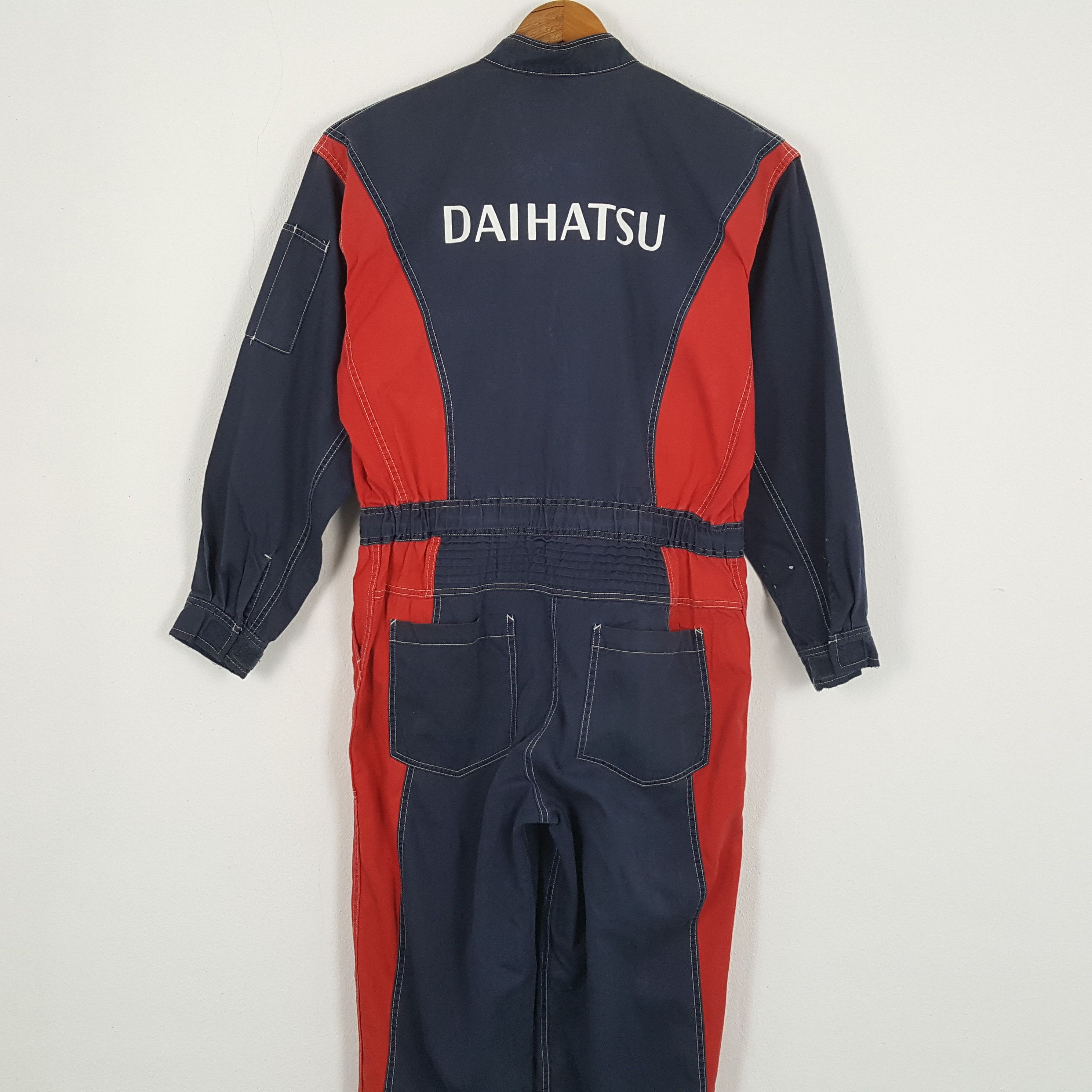 Japanese Brand Vintage DAIHATSU Japan Motorsports Staff Coverall Jacket Size US XL / EU 56 / 4 - 2 Thumbnail