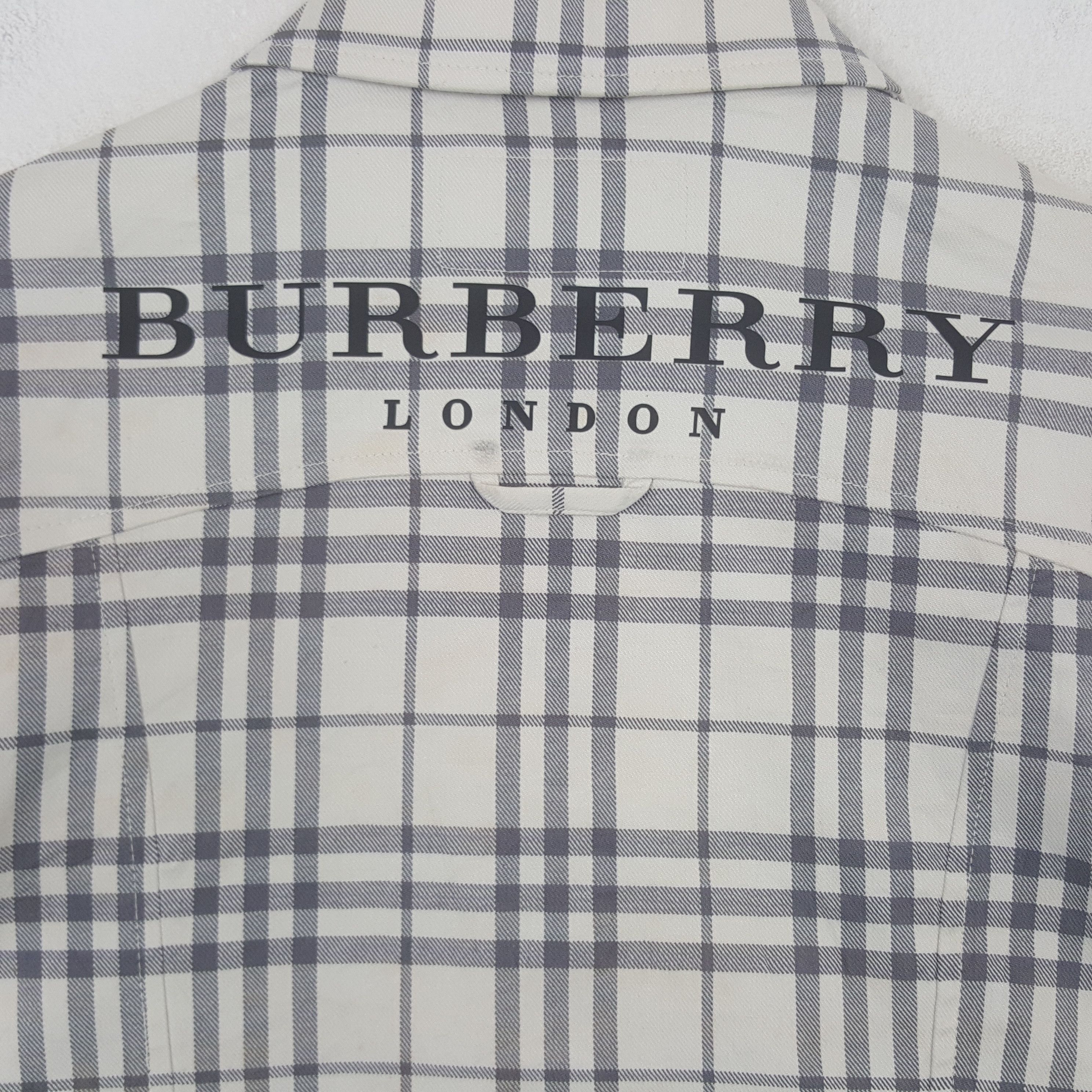 Burberry Burberry London Custom Spell Out Bikers Style Jacket Size XS / US 0-2 / IT 36-38 - 2 Thumbnail
