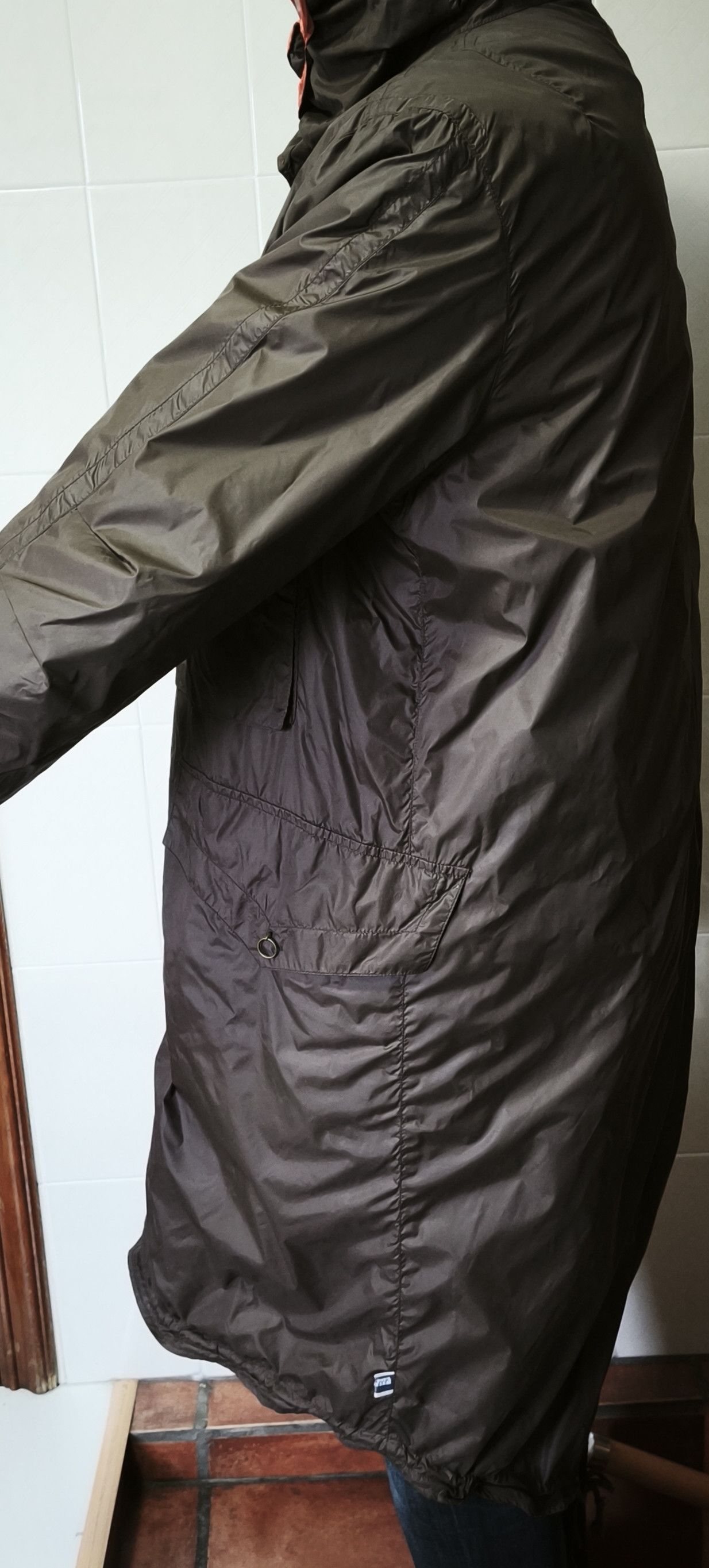 Jean Paul Gaultier Fishtail parka, in nylon, made up of two detachable pieces. Size US L / EU 52-54 / 3 - 6 Thumbnail