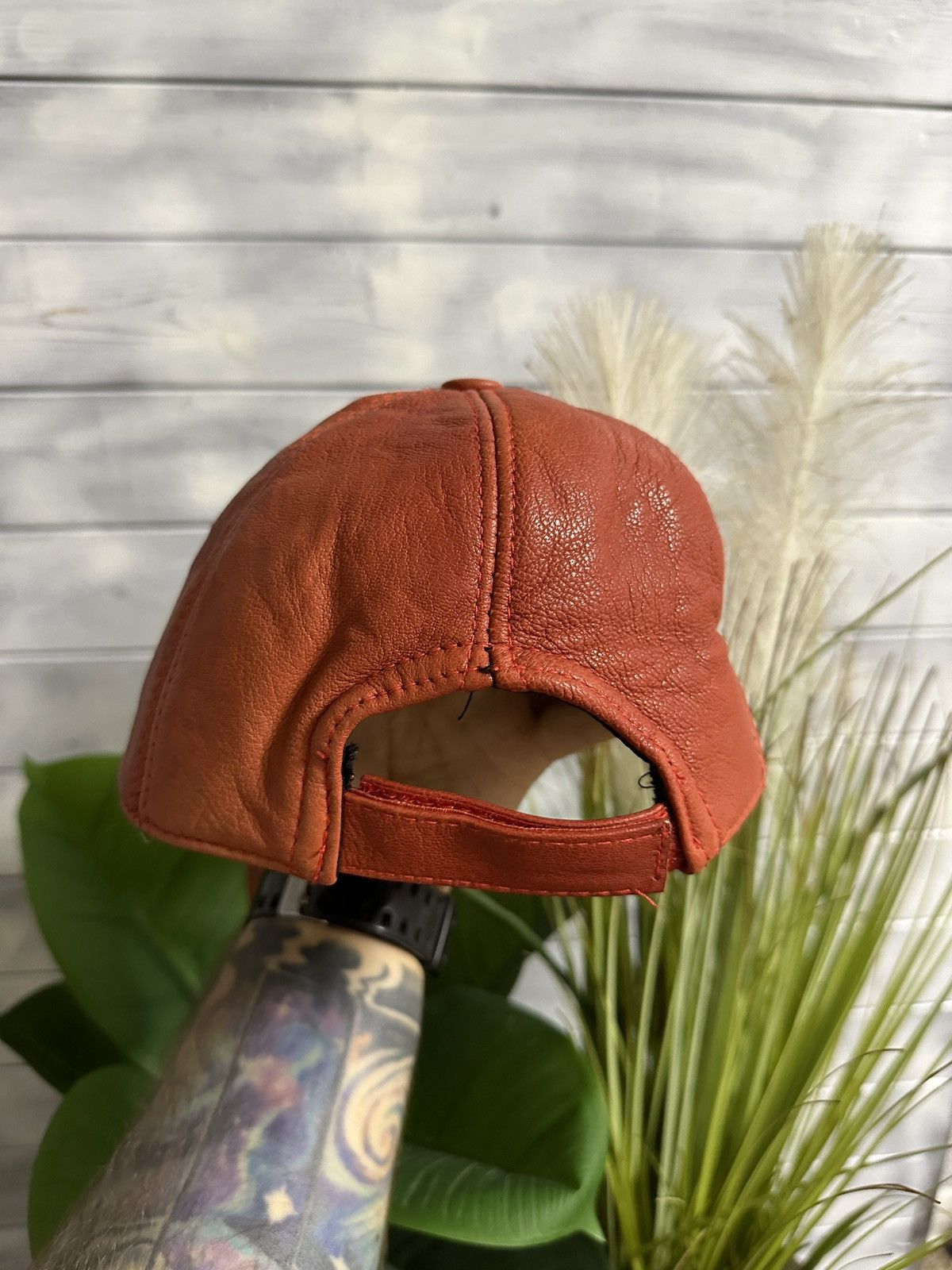 Leather Rare Vintage Red Cap Avant-Garde Japan Style. Size ONE SIZE - 5 Thumbnail