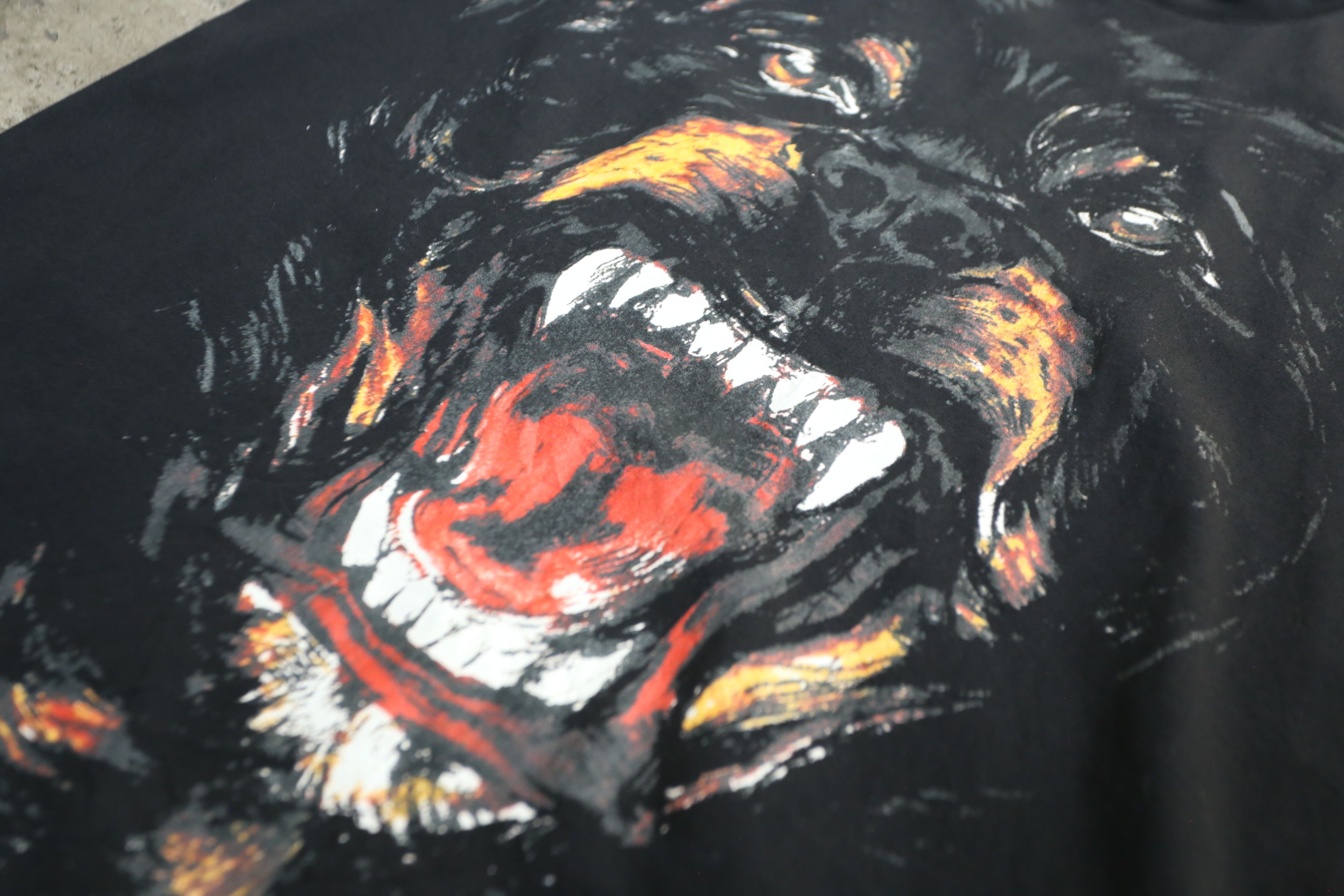 Givenchy Givenchy - Riccardo Tisci - F/W 11 - Rottweiler Tee Size US S / EU 44-46 / 1 - 5 Thumbnail