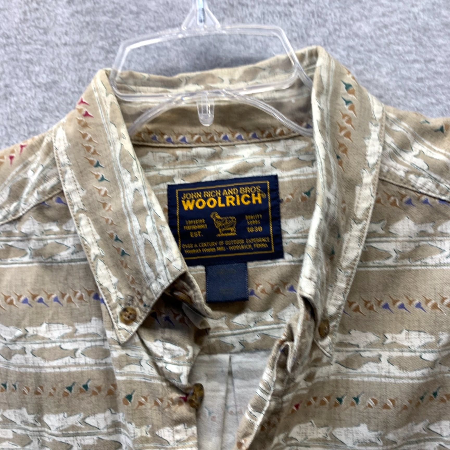 Vintage VINTAGE Woolrich Shirt Mens Button-Up Short Sleeve Collared Brown Fish Print Large 90s Size US L / EU 52-54 / 3 - 6 Thumbnail