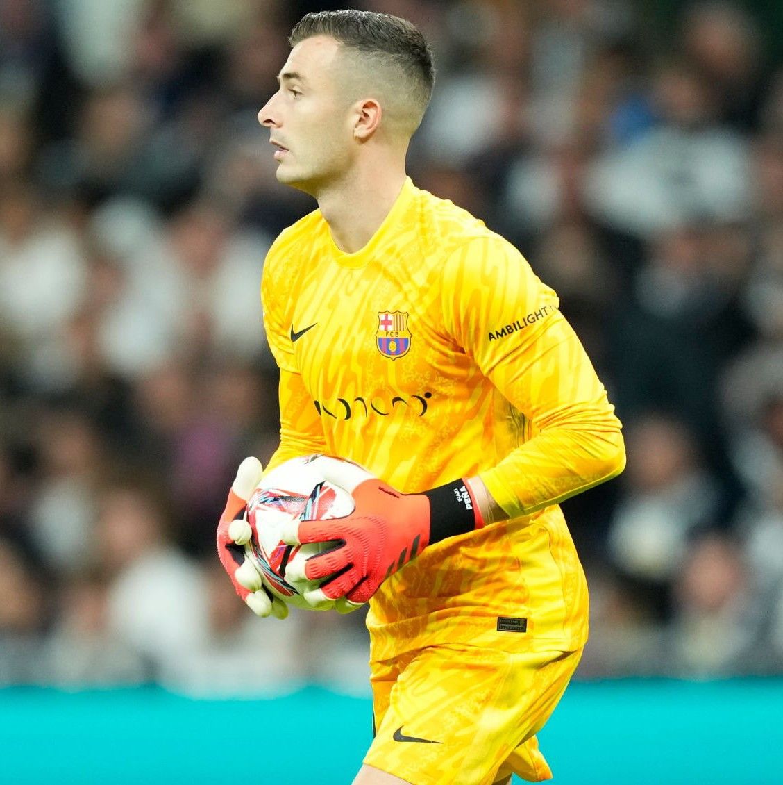 Nike Barcelona x Coldplay 2024-2025 Goalkeeper Jersey Inaki Pena Size US M / EU 48-50 / 2 - 11 Thumbnail