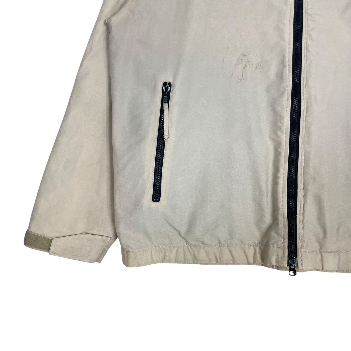 Jack Wolfskin Vintage Jack Wolfskin Fast Motion Jacket Windbreaker FullZip Size US L / EU 52-54 / 3 - 2 Thumbnail