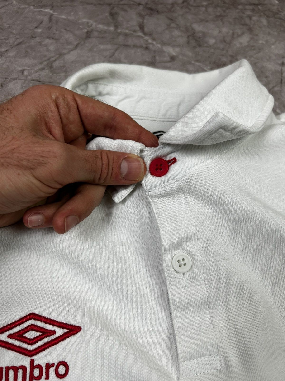 Umbro × Vintage Umbro England 02 rugby jersey new with tags Size US XL / EU 56 / 4 - 5 Thumbnail