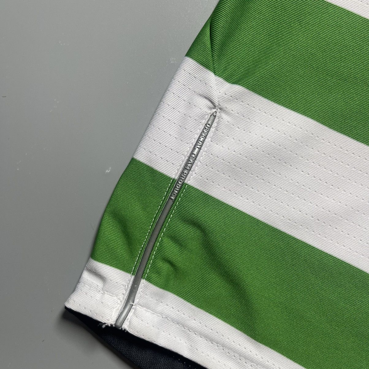 Umbro CELTIC UMBRO 2004/2005 FOOTBALL HOME JERSEY #9 SUTTON Size US L / EU 52-54 / 3 - 8 Thumbnail