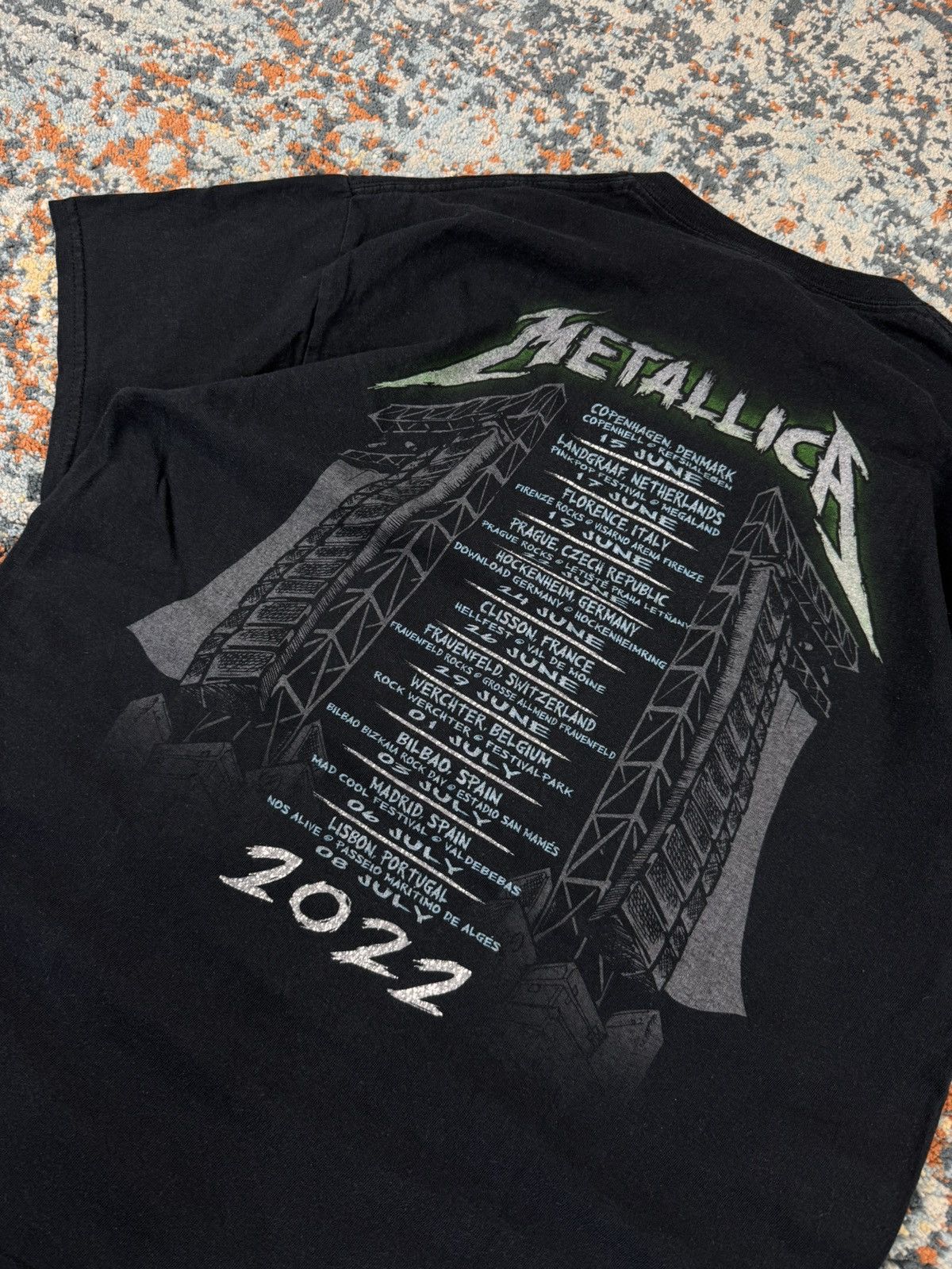 Metallica Metallica 2022 europe tour graphic band tee official merch Size US XL / EU 56 / 4 - 6 Thumbnail