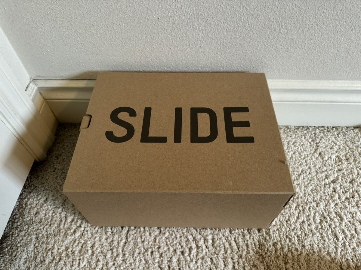 Kanye West × Yeezy Pure Yeezy Slides Size US 9 / EU 42 - 7 Thumbnail