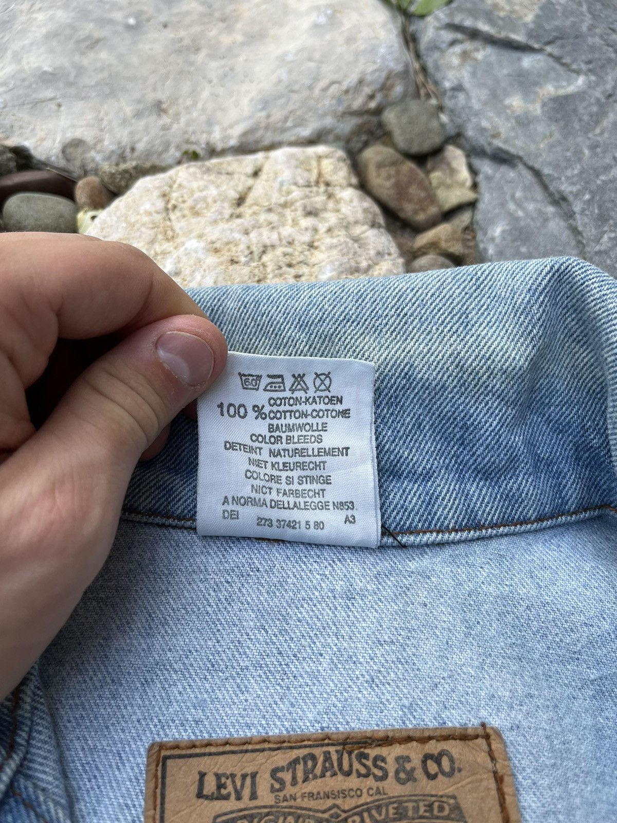 Levi's × Levi's Vintage Clothing × Vintage Vintage 80s Levi’s denim distressed trucker jacket washed Size US XL / EU 56 / 4 - 19 Thumbnail