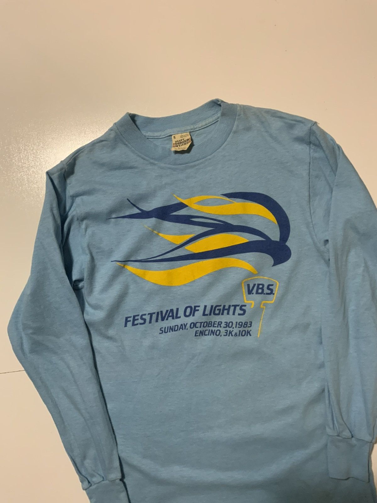 Vintage VTG 1983 Screen Stars Encino Festival Of Lights T-Shirt Size US S / EU 44-46 / 1 - 3 Thumbnail