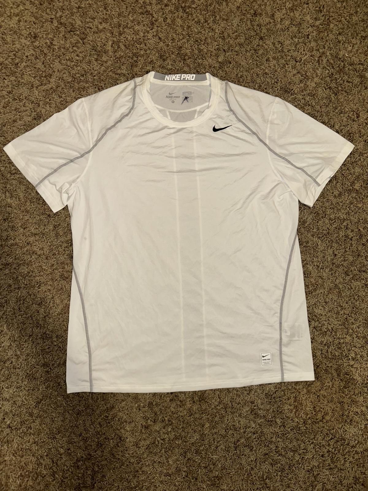 Nike Nike SB Max90 Like A Girl Tee 'Light Born' Size US M / EU 48-50 / 2 - 8 Thumbnail