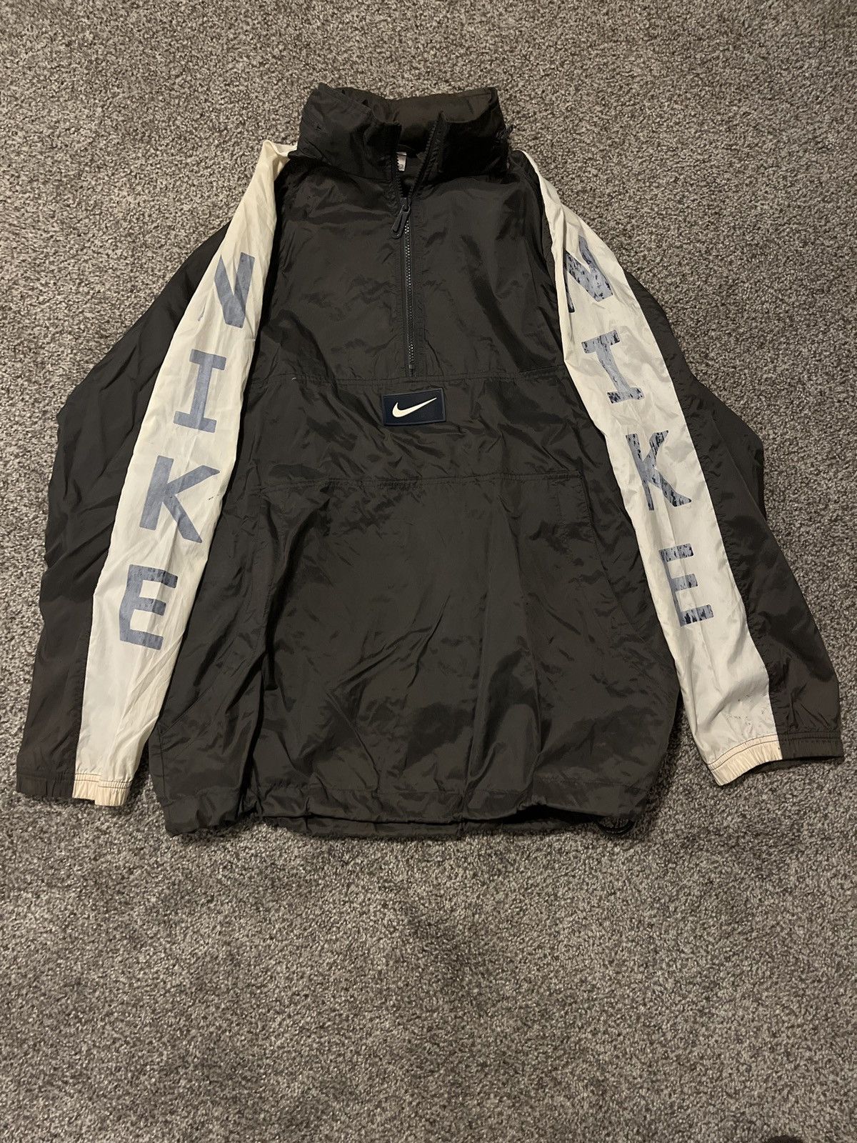 Vintage Vintage Nike Quarter Zip Pull Over W/ Hood Size US M / EU 48-50 / 2 - 1 Thumbnail