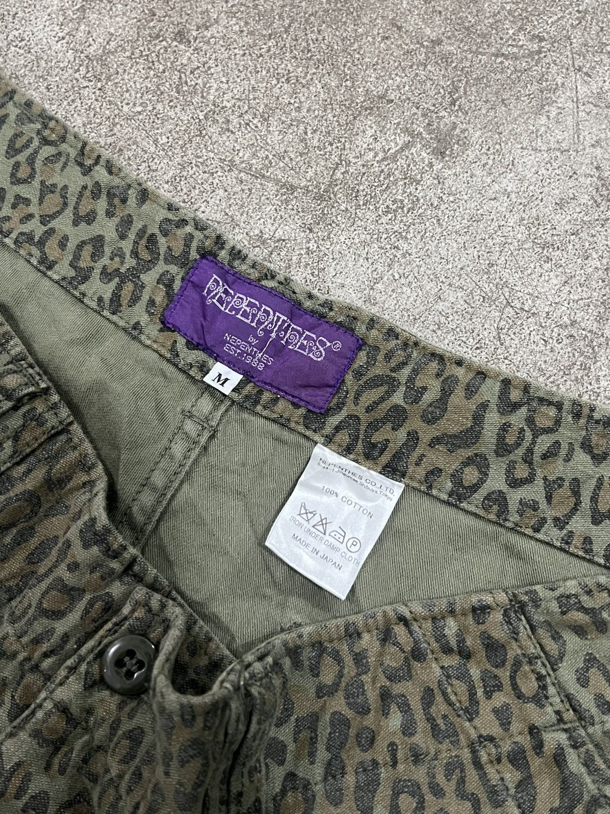 Nepenthes Nephentes By Nephentes (Needles) Leopard Print Shorts Size US 37 - 5 Thumbnail