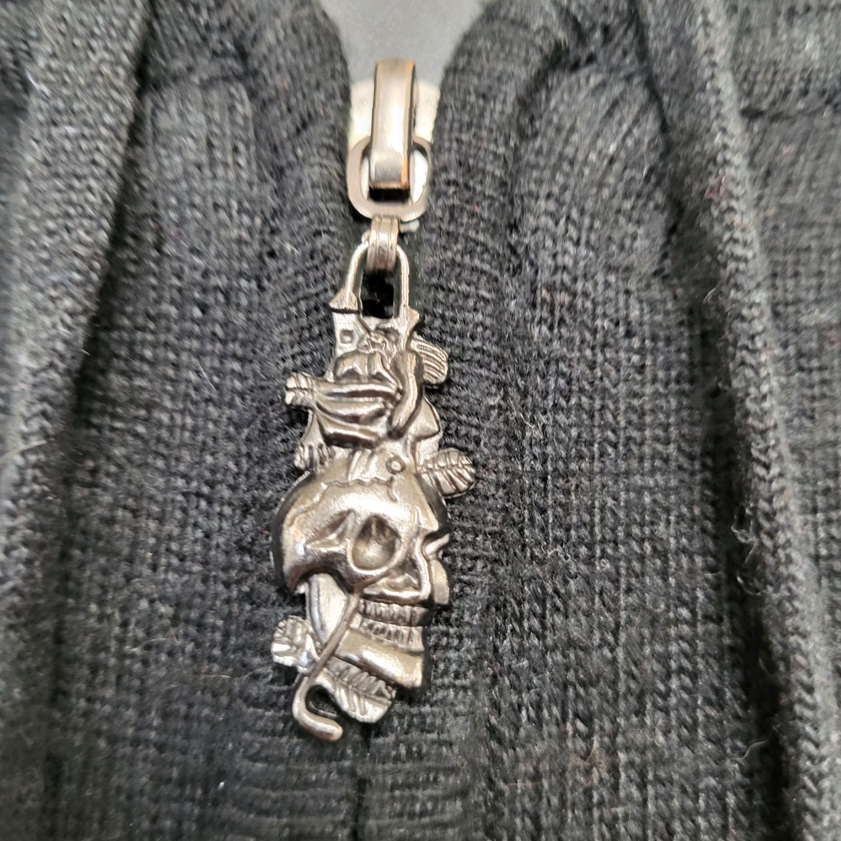 Ed Hardy Ed Hardy x Christian Audigier Men L Hoodie ZipUp Full Zip Graphic Print Skull Logo Black Knit 50% Cotton Blend Lambswool Alpaca Size US L / EU 52-54 / 3 - 4 Thumbnail