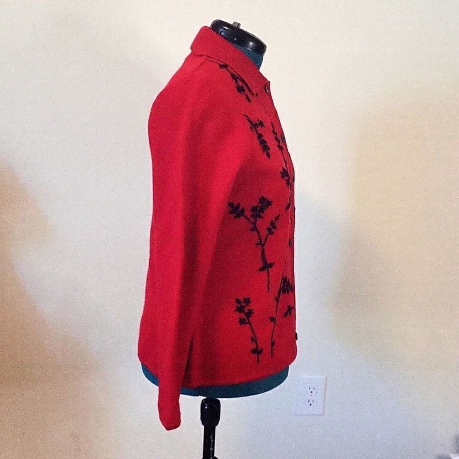 The Unbranded Brand Moonlight Bay Red Wool Jacket M Hand Embroidered Beaded Size M / US 6-8 / IT 42-44 - 5 Thumbnail
