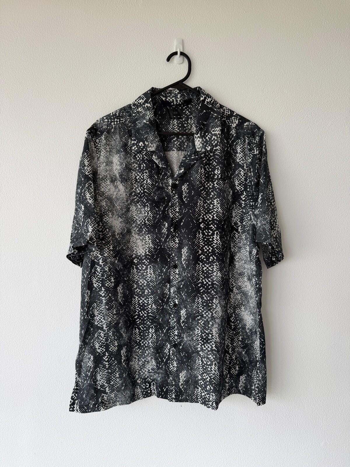 Ksubi new ksubi medium m short sleeve resort shirt mamba black Size US M / EU 48-50 / 2 - 2 Thumbnail