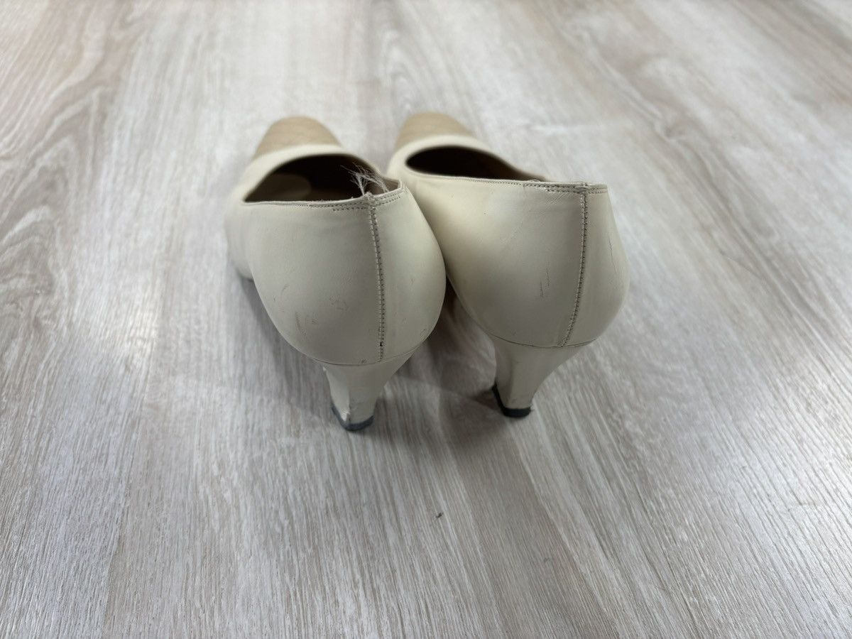 Salvatore Ferragamo × Vintage Womens shoes Salvatore Ferragamo Size 8 Size US 8 / IT 38 - 10 Thumbnail