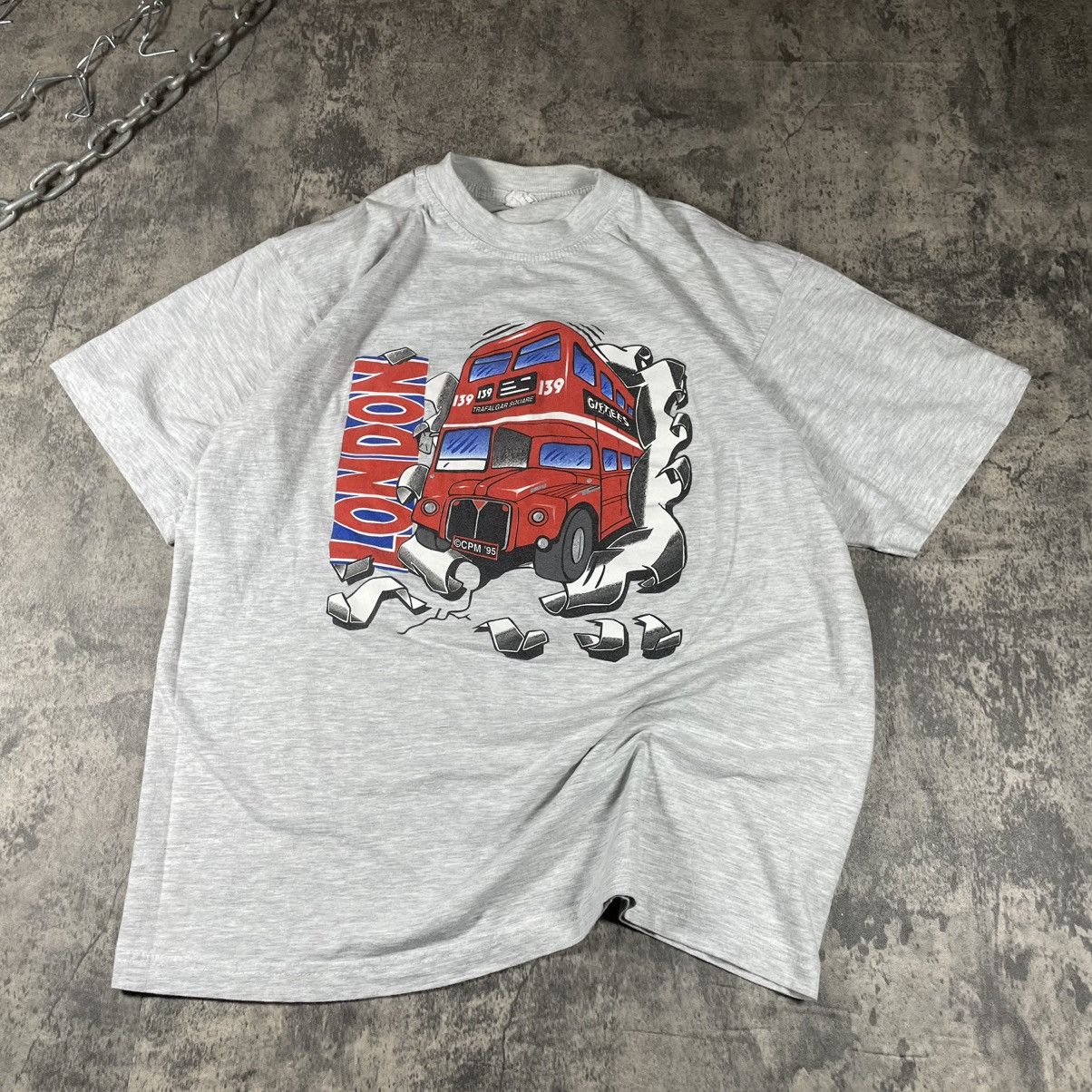 Vintage 90s London Double Decker Bus Tshirt Size US XL / EU 56 / 4 - 1 Thumbnail