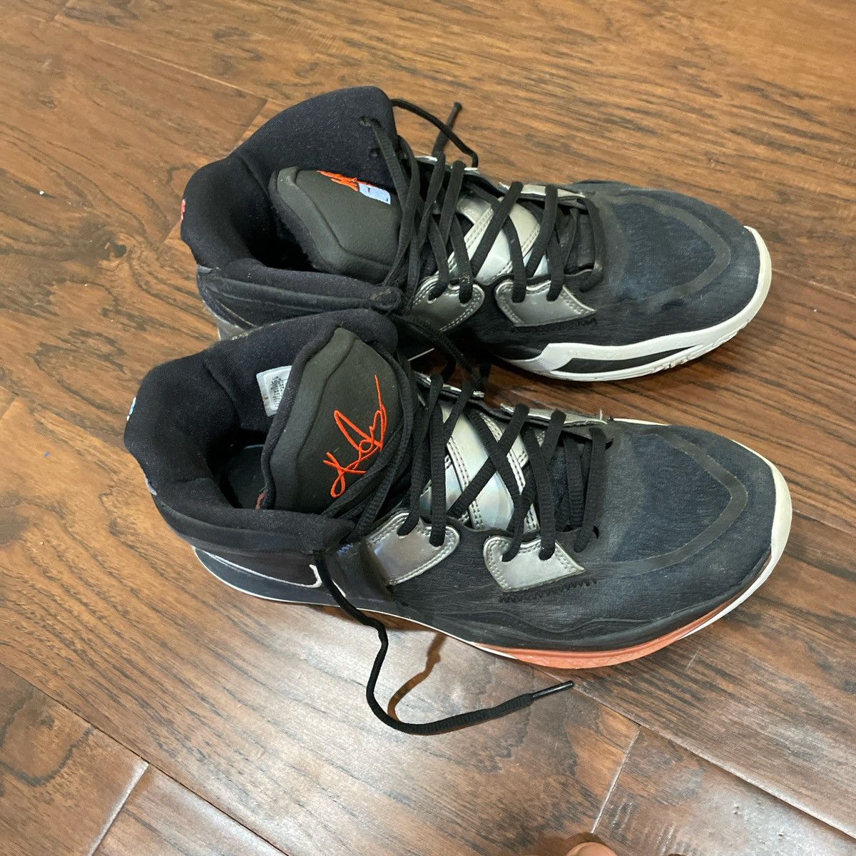 Nike kyrie infinity “fire and ice” Size US 10.5 / EU 43-44 - 4 Thumbnail