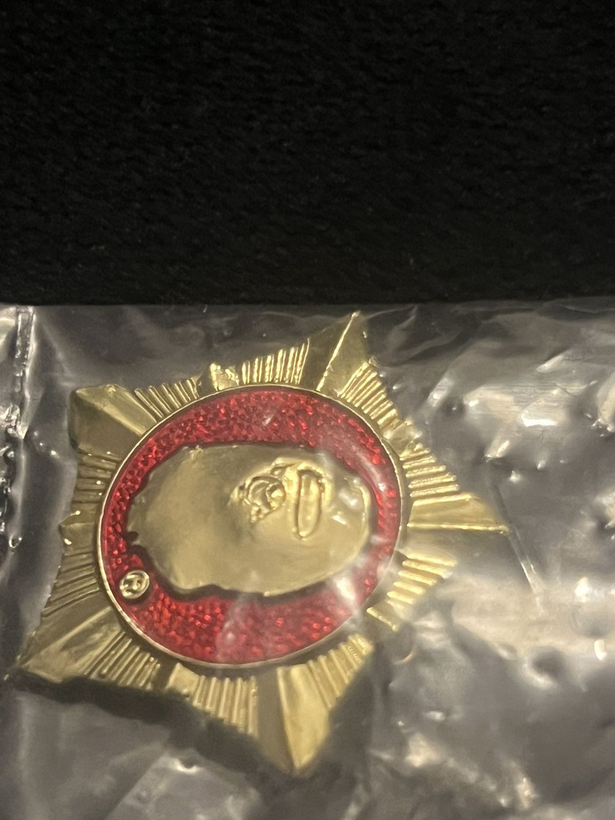 Bape 1999 Hong Kong store pin 2 Size ONE SIZE - 4 Thumbnail