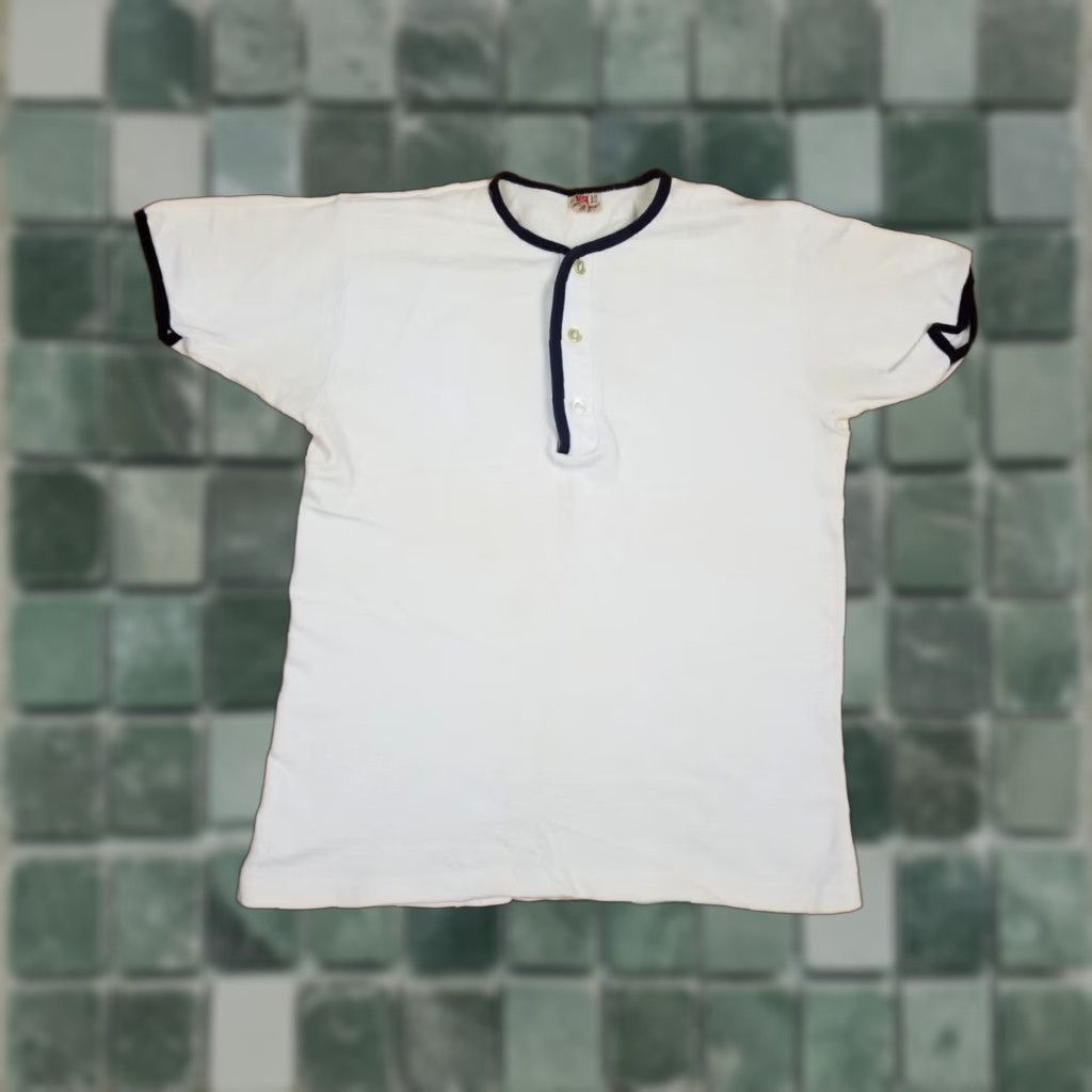 Hanes VINTAGE Hanes Breeze Shield Half Button Up White Short Sweatshirt SZ M Mens T-Shirt Cotton Retro USA 50's 60's 70's Size US M / EU 48-50 / 2 - 1 Thumbnail