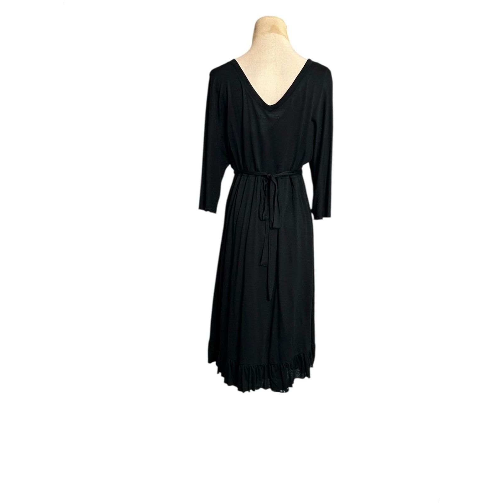 Velvet Velvet by Graham & Spencer Black Dress size Medium Size M / US 6-8 / IT 42-44 - 7 Thumbnail