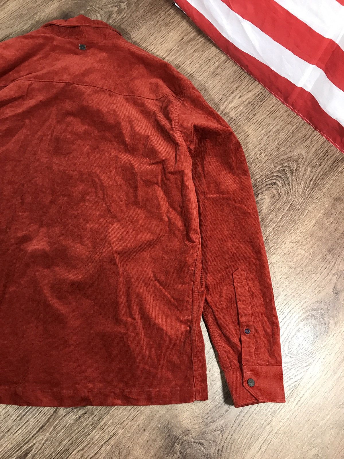 Other Venguard Velvet Shirt Button Size US XXL / EU 58 / 5 - 15 Thumbnail