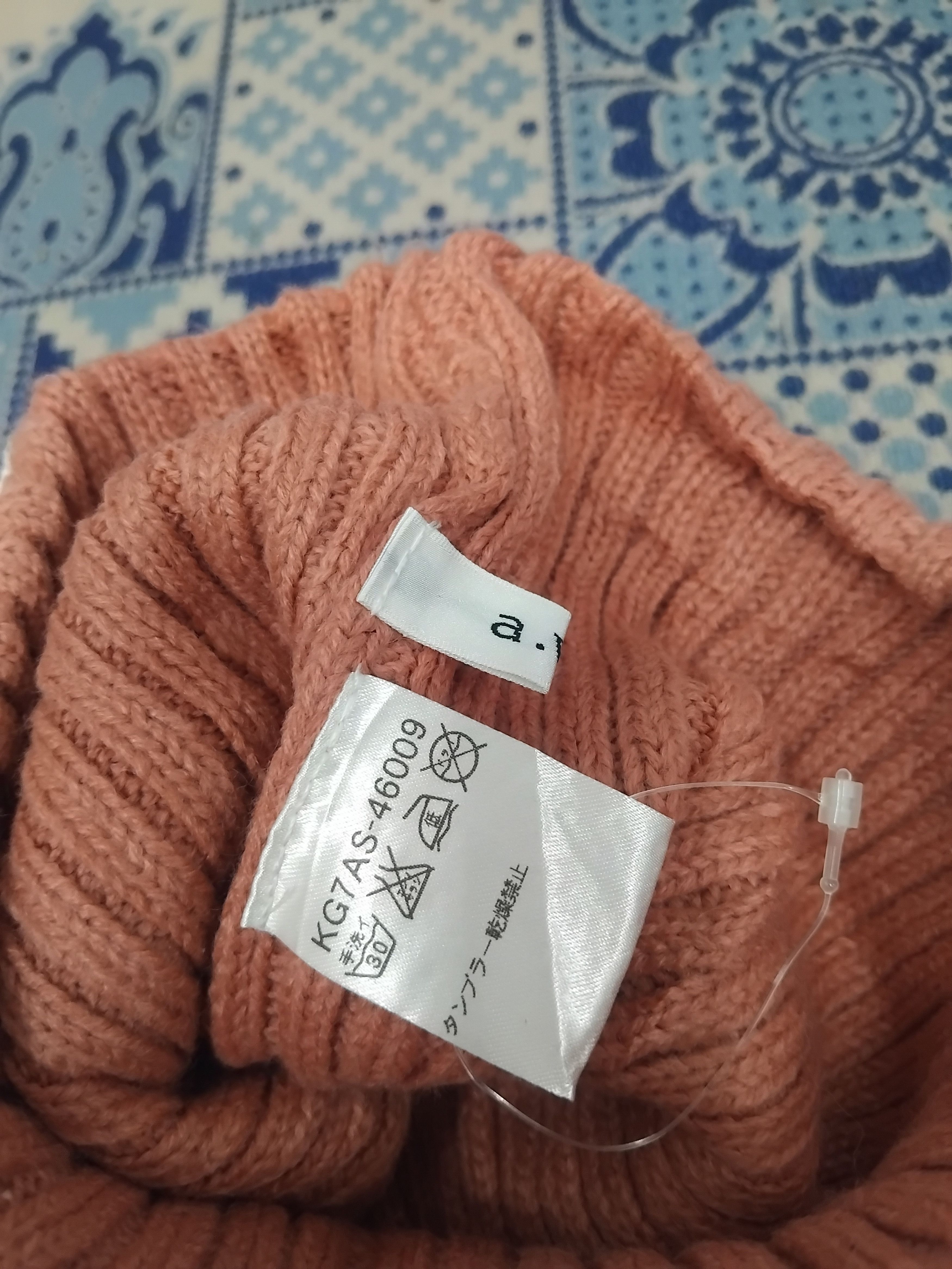 Issey Miyake 💥A.v.v peach colour Beanie hat Size ONE SIZE - 2 Thumbnail