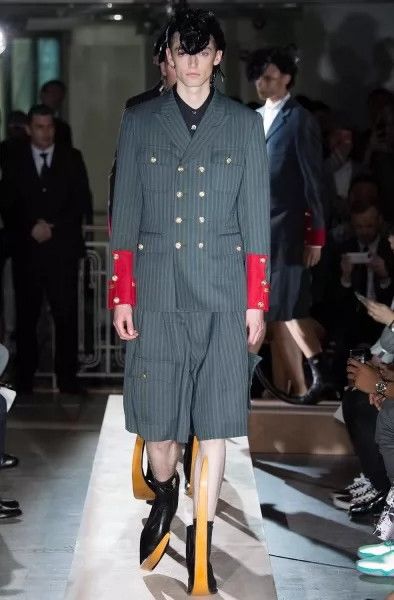 Comme des Garcons Comme des Garcons Napoleon coat Size US XS / EU 42 / 0 - 8 Thumbnail