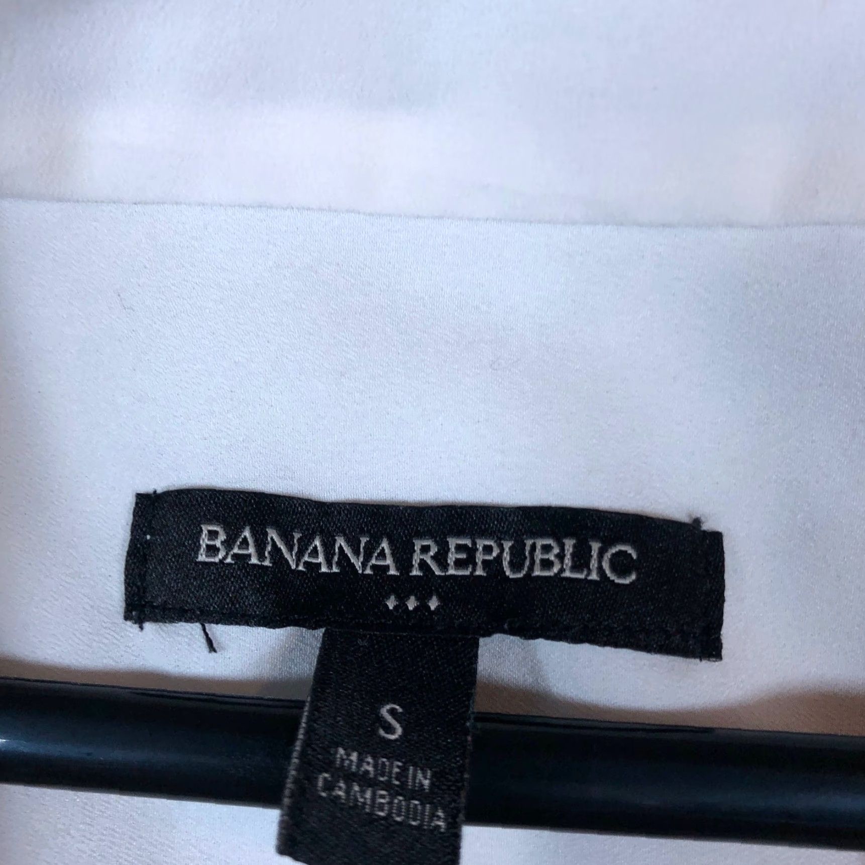 Banana Republic banana republic Womens Blouse White V Neck Ruffle Front Sleeveless Small Size S / US 4 / IT 40 - 6 Thumbnail