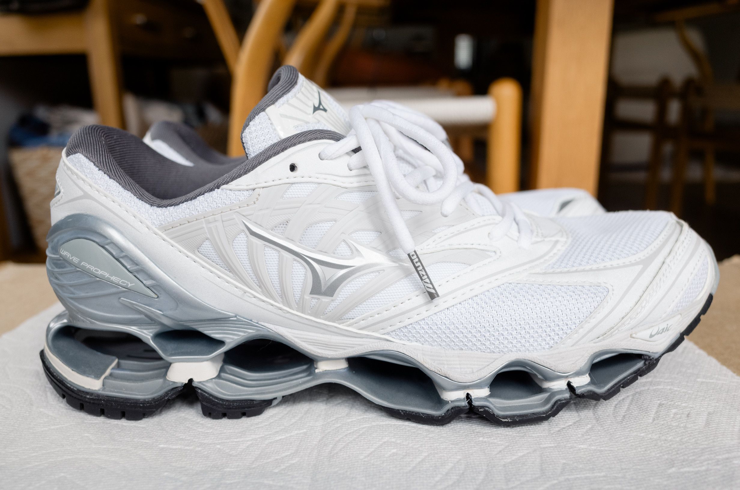 Mizuno Wave Prophecy LS Size US 10 / EU 43 - 9 Thumbnail
