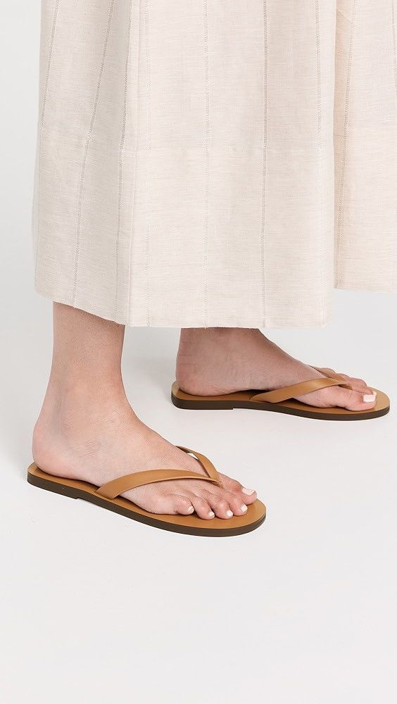 Madewell Madewell the gabi thong sandal (color: desert camel) Size US 5.5 / IT 35.5 - 6 Thumbnail