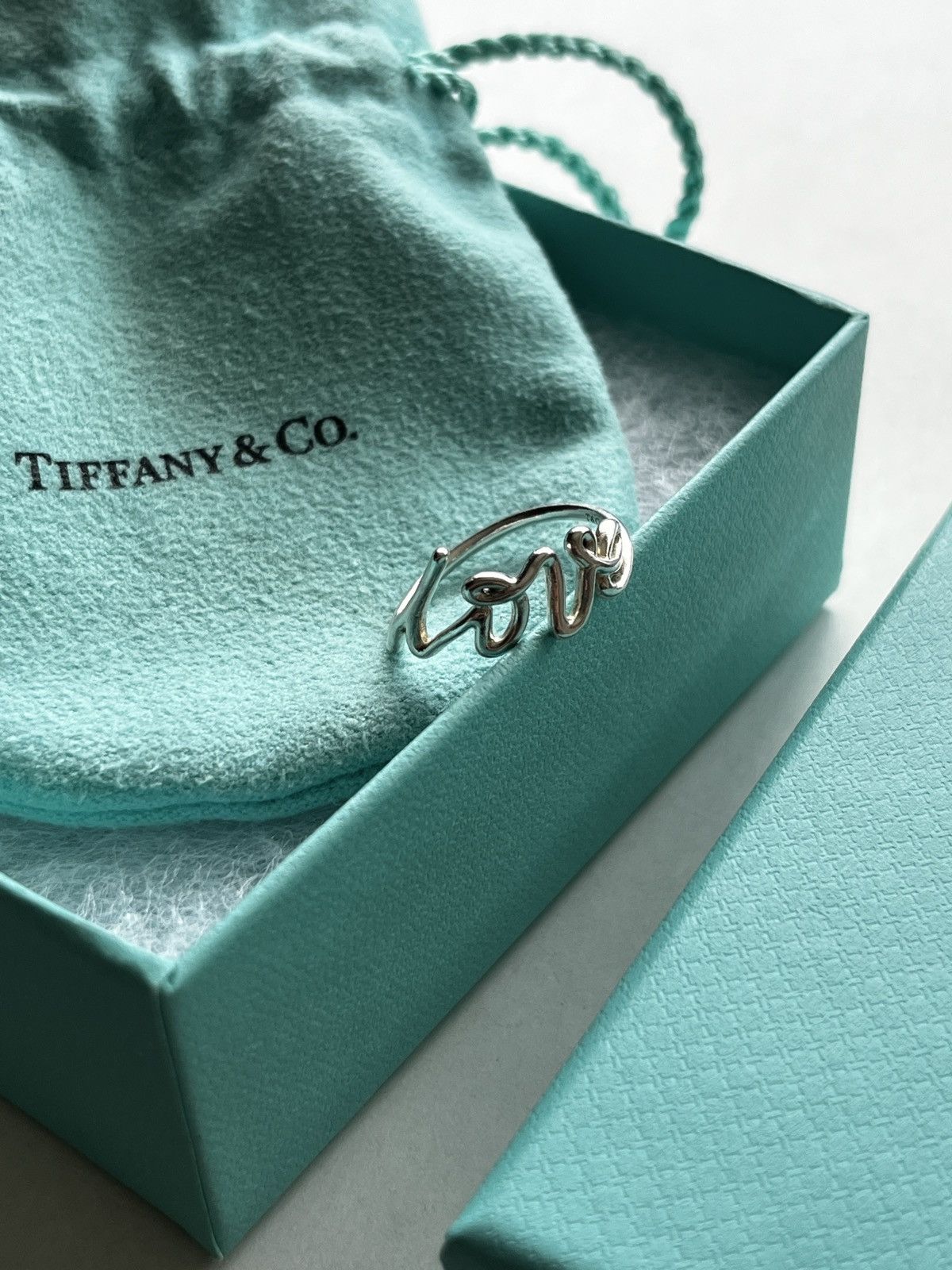 Tiffany & Co. Paloma Picasso Graffiti Love Ring Size ONE SIZE - 7 Thumbnail