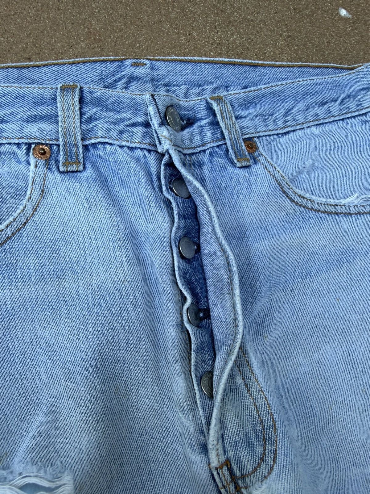 Levi's Vintage 90s Levi’s 501xx Buttonfly Straight Jeans 31x31 Size US 31 - 5 Thumbnail