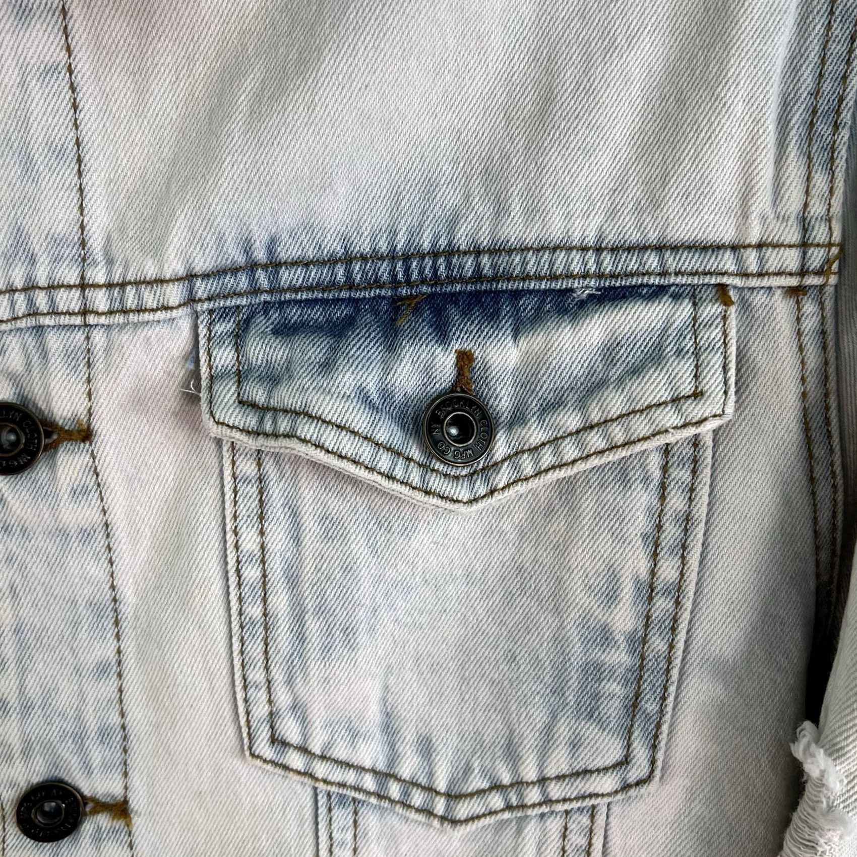 Denime Brooklyn Cloth Denim Jean Jacket Mens Size M Blue Distressed Light Wash NWT Size US 31 - 3 Thumbnail