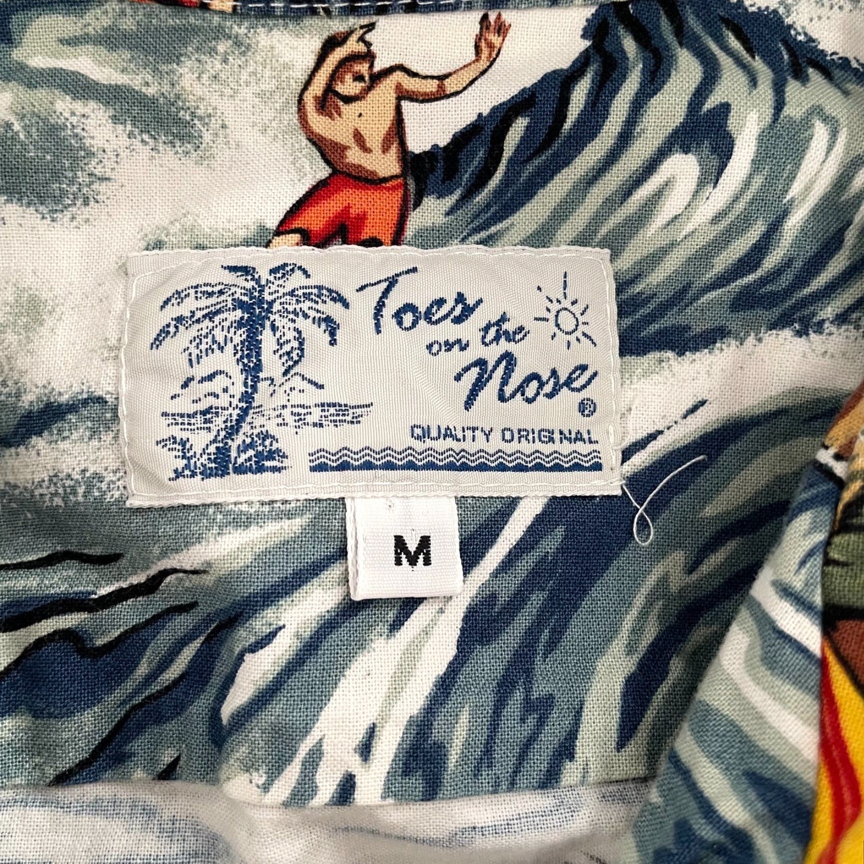 Vintage VINTAGE Toes On The Nose Hawaiian Shirt Adult Medium Floral Button-Up Surfing USA Mens M Size US M / EU 48-50 / 2 - 5 Thumbnail