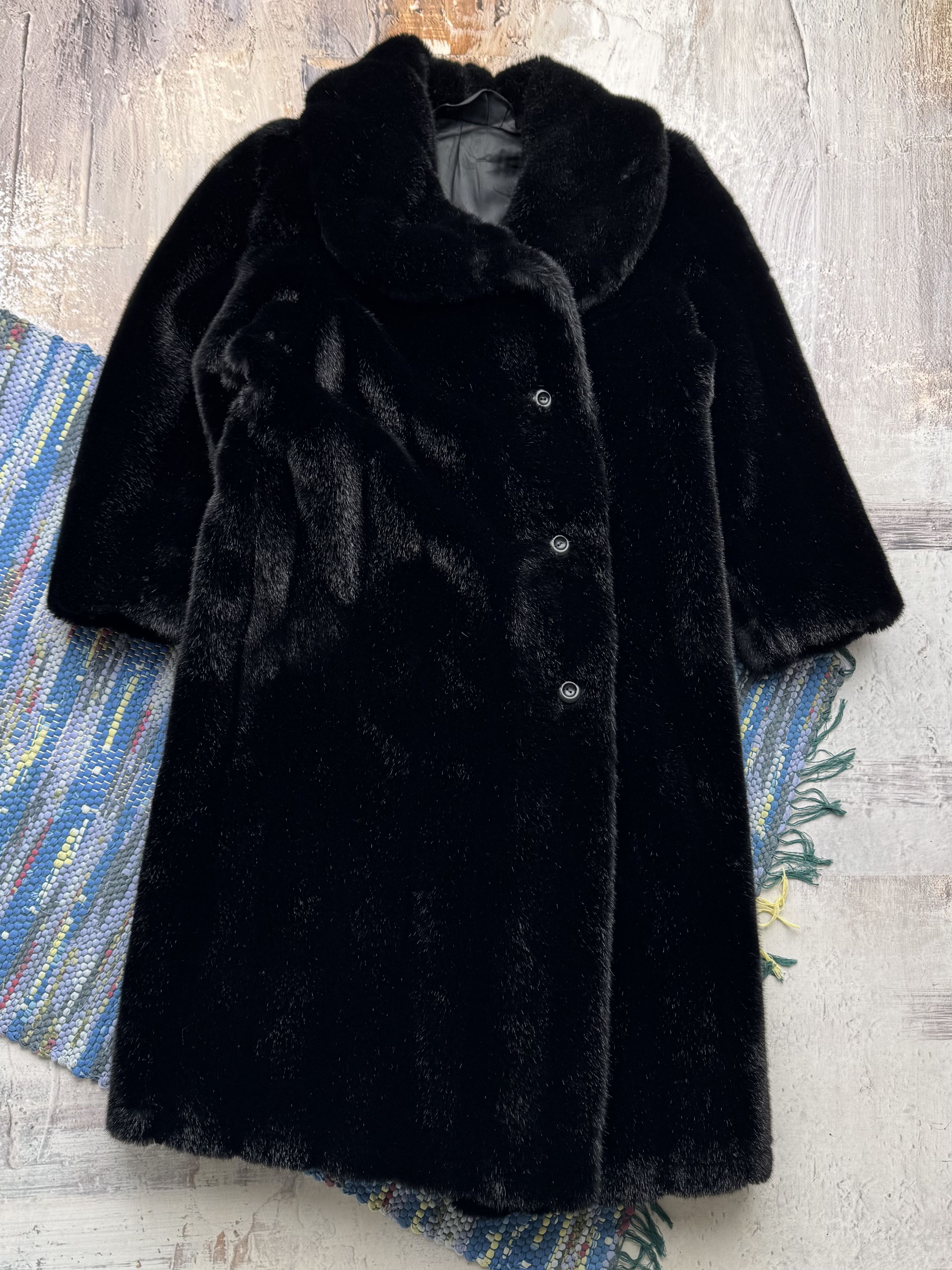 Vintage Vintage Faux Fur Coat A380(482) Size M / US 6-8 / IT 42-44 - 1 Thumbnail