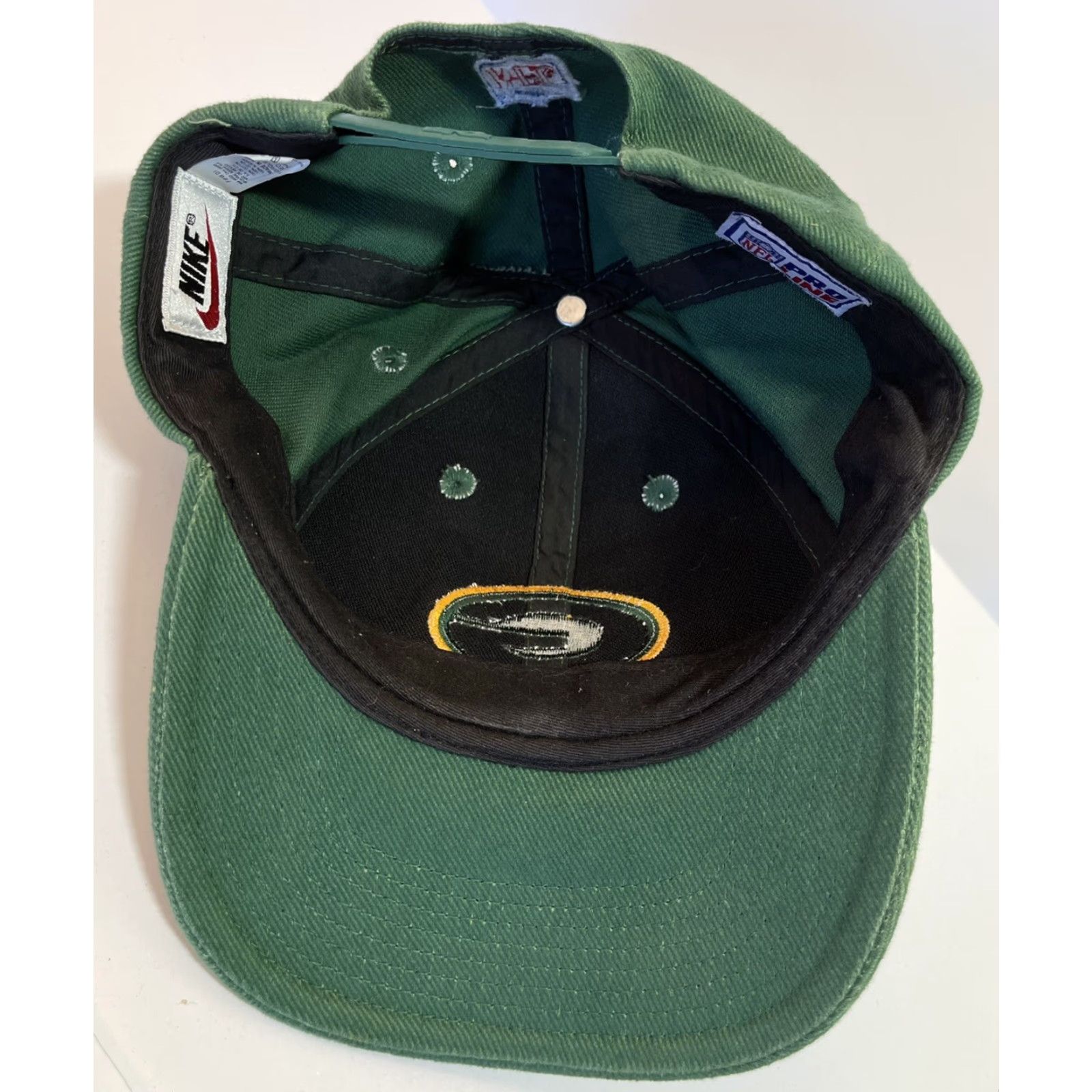 Nike VINTAGE Nike Mens Pro Line 90s Green Bay Packers Hat Cap Strap Back Football Baseball Cap Adjustable Green Mens 90s Size ONE SIZE - 5 Thumbnail